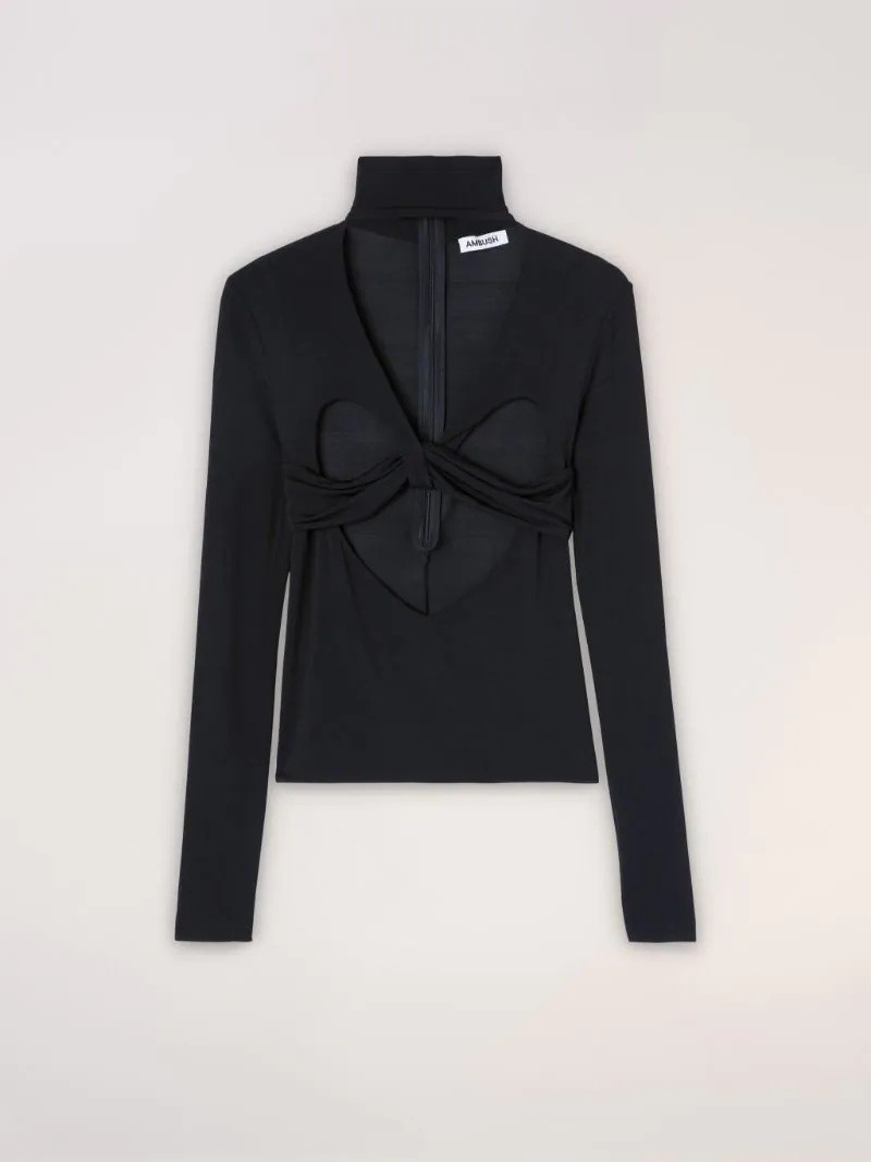 HEART SHAPED TURTLENECK TOP 1
