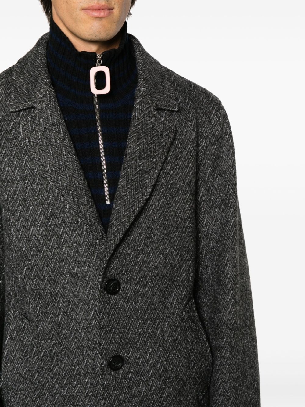 Zigzag single-breasted wool coat - 5