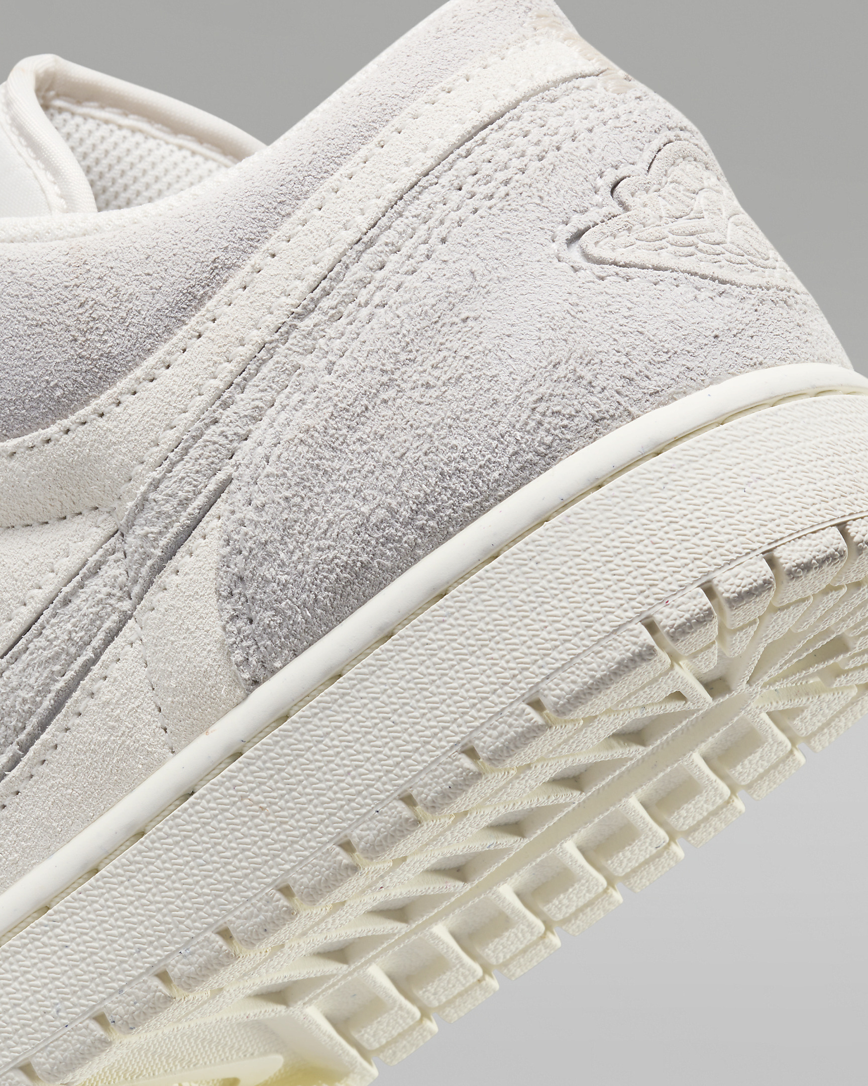 Air Jordan 1 Low SE Craft Men's Shoes - 8