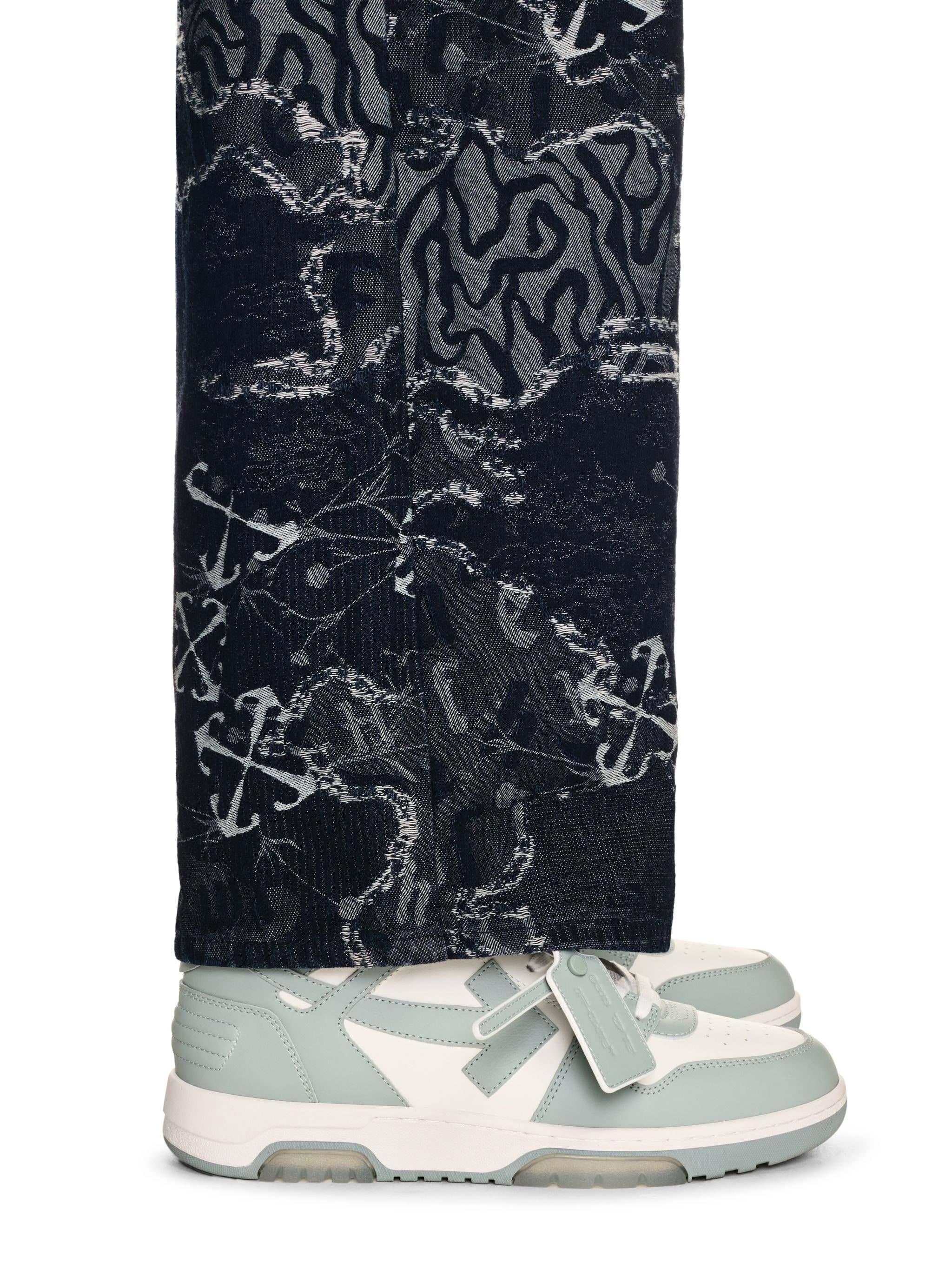 White/greyis Out Of Office - 6