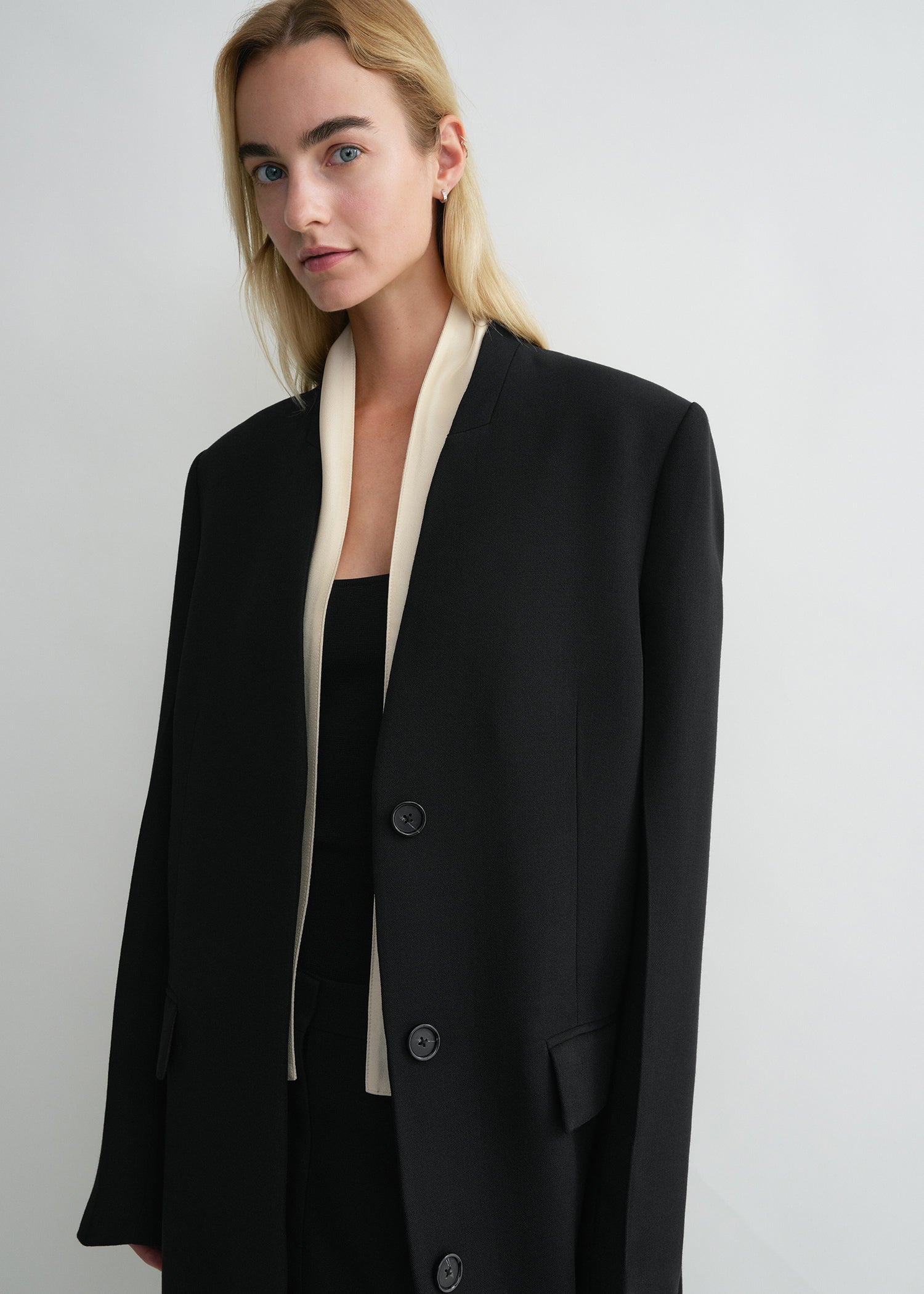 Deep pleat coat black - 6