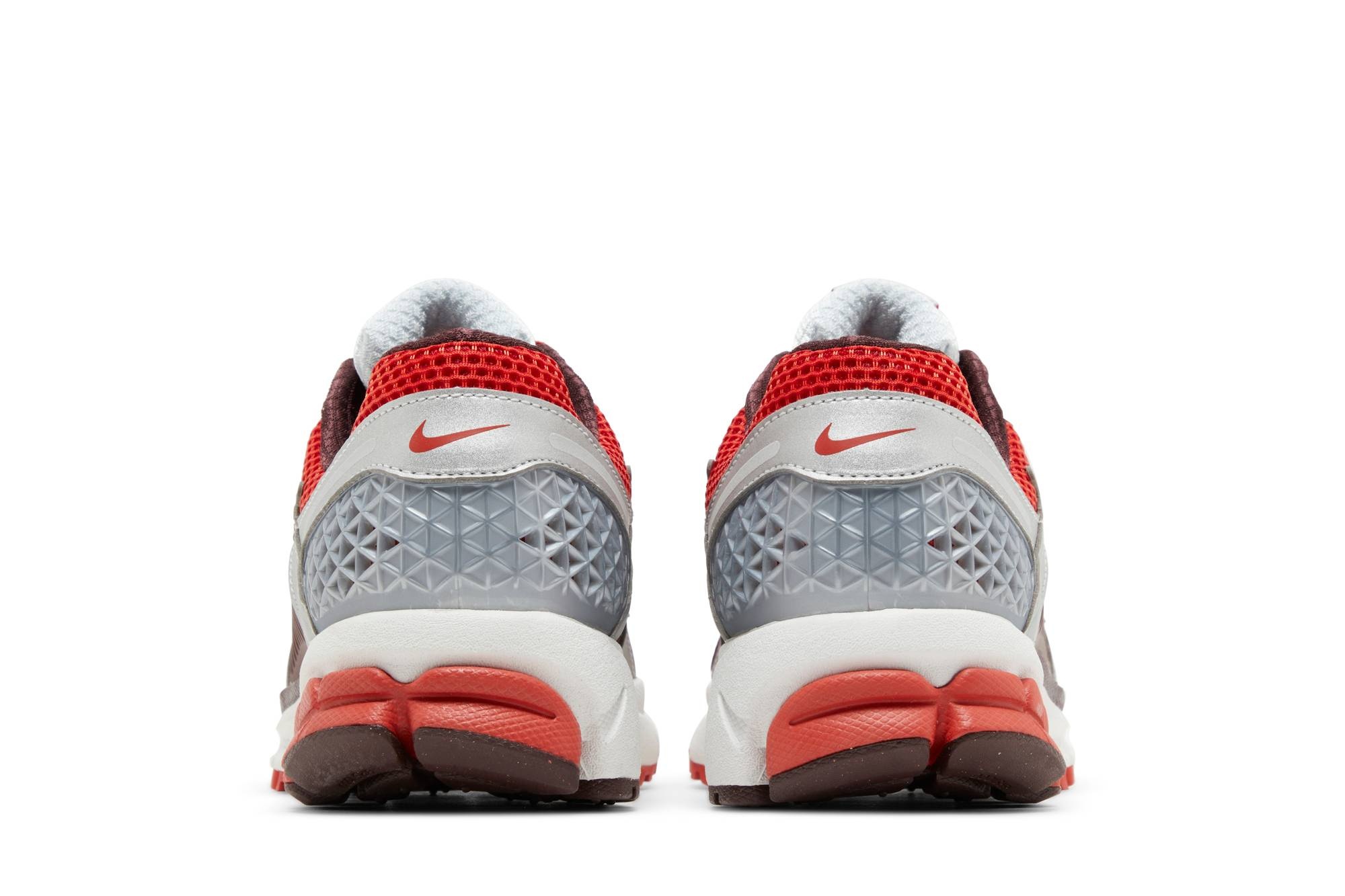 Wmns Air Zoom Vomero 5 'Mystic Red' - 6