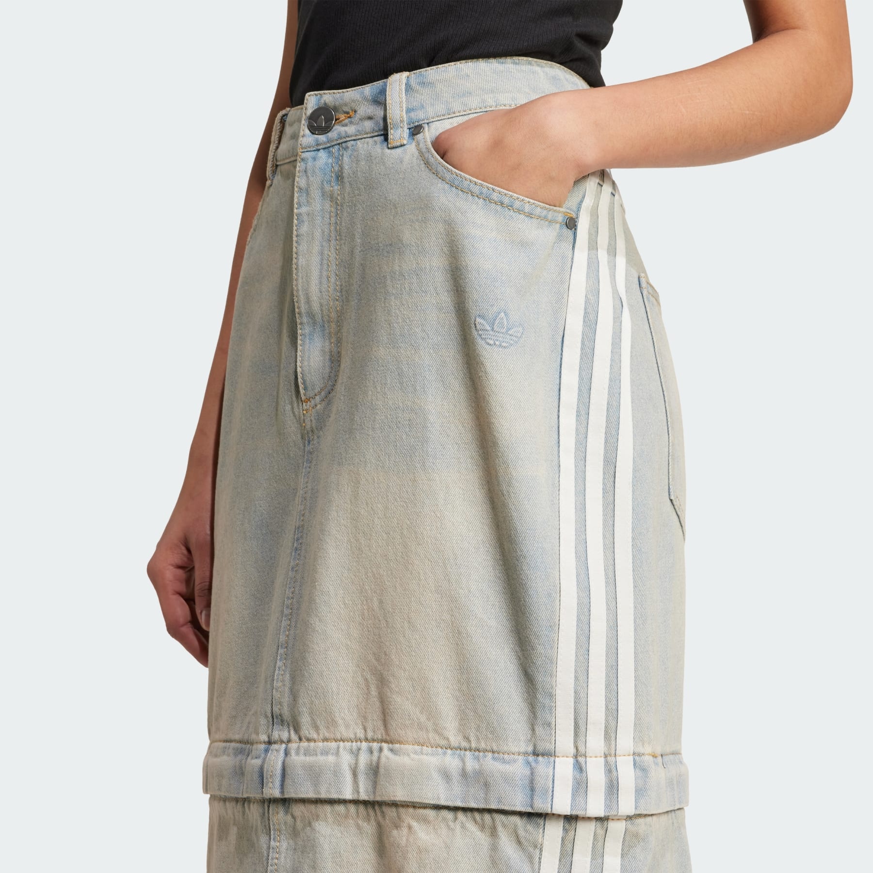 25SS完売間近【Adidas】Adylenium Season 3 2-in-1 Denim Skirt adidas Adilenium Season 3 Two-In-One Denim Skirt | REVERSIBLE