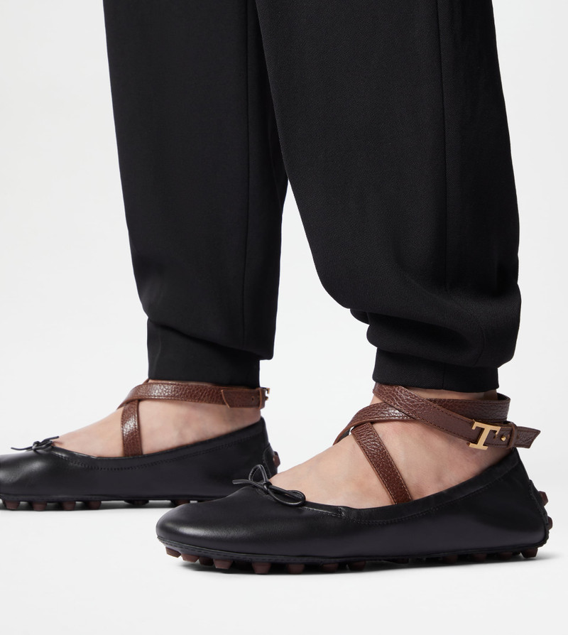 Tod's BUBBLE BALLERINAS IN LEATHER WITH STRAP - BLACK, BROWN outlook