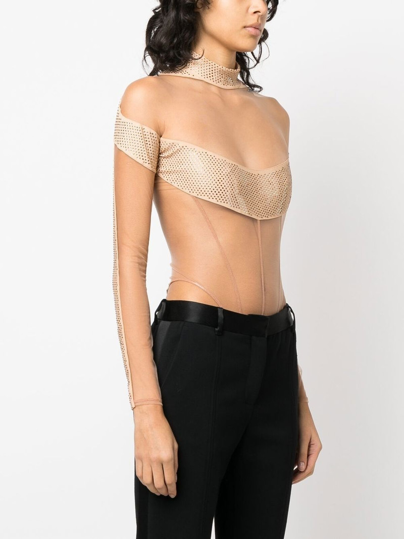logo-plaque sheer-panels body 3