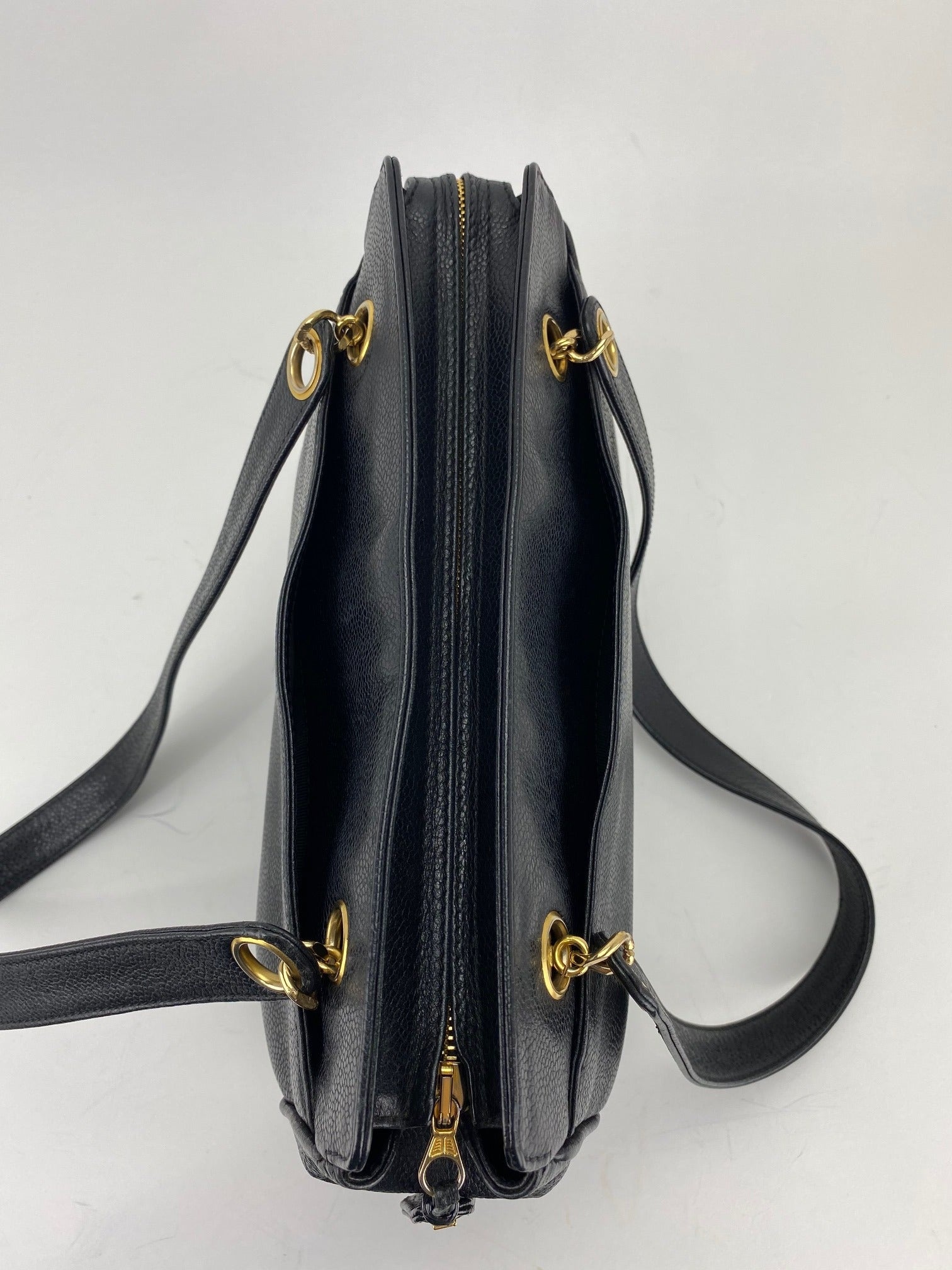 CHANEL Vintage Black Caviar Leather CC Zip Tote Shoulder Bag w/added insert  Pre owned - 9