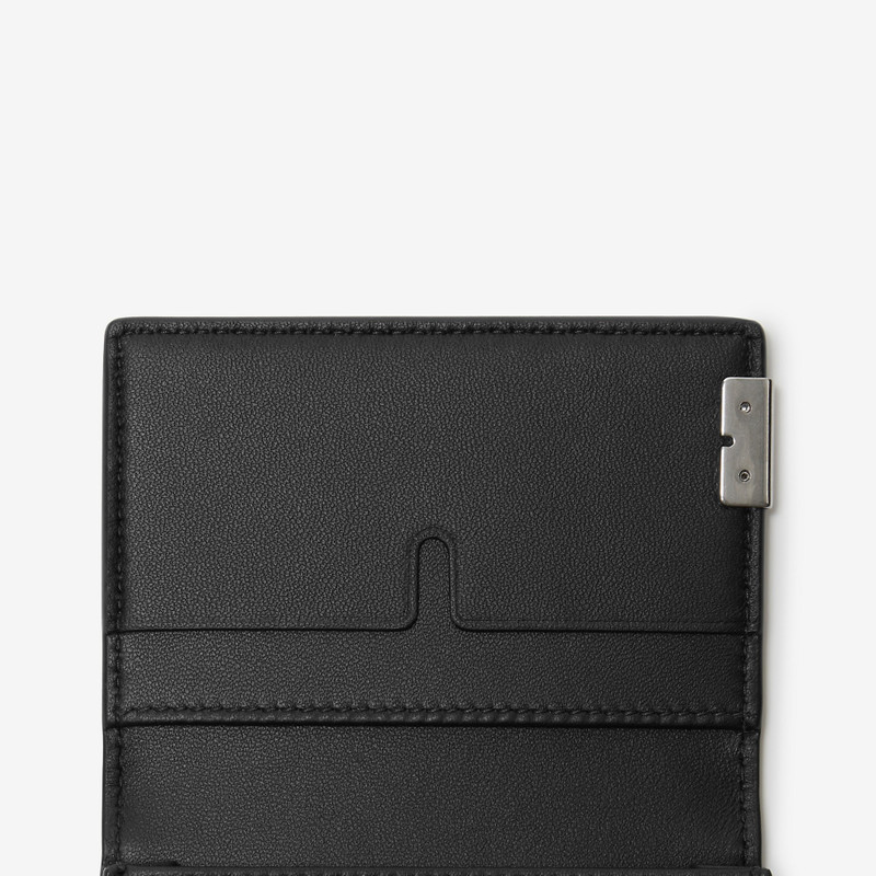 B Cut Bifold Card Case 4