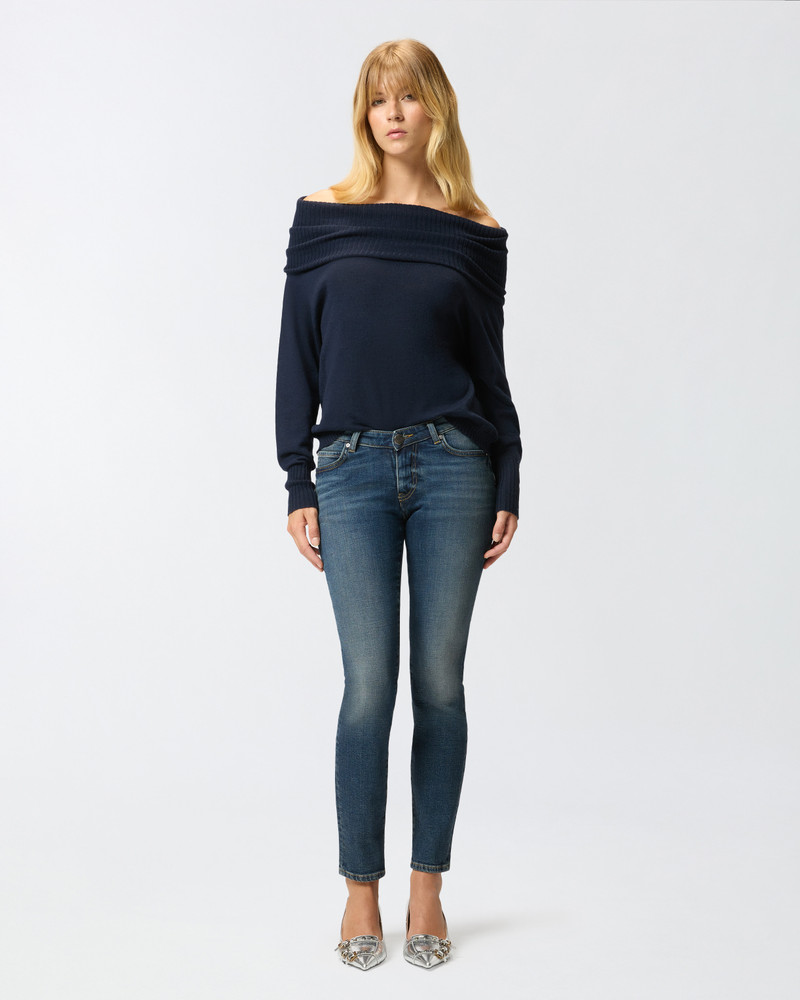 LONG-SLEEVED SWEATER WITH OPEN SHOULDERS 3