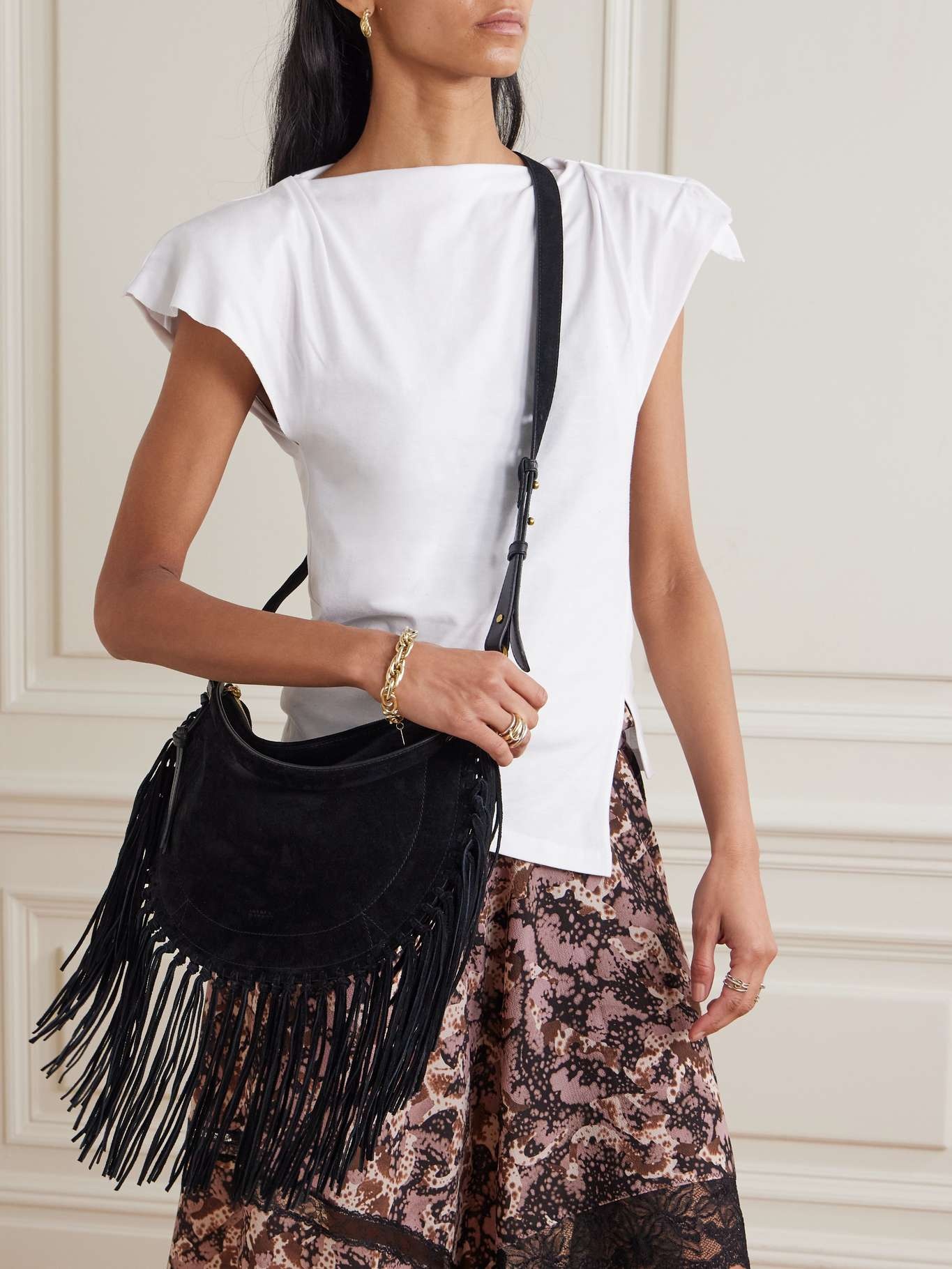 Oskan Soft fringed suede shoulder bag Black - 6