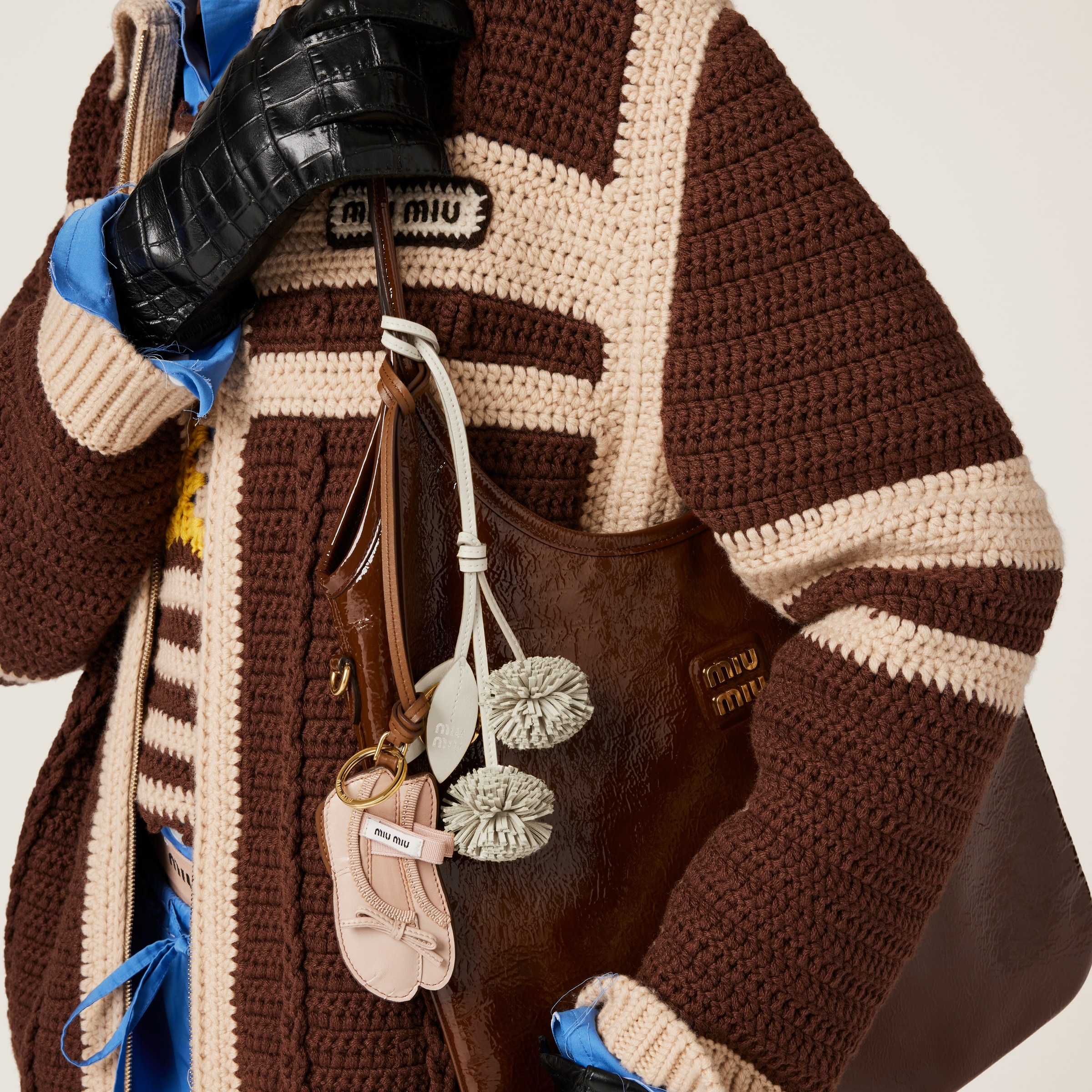 Miu Ballet leather keychain trick - 3