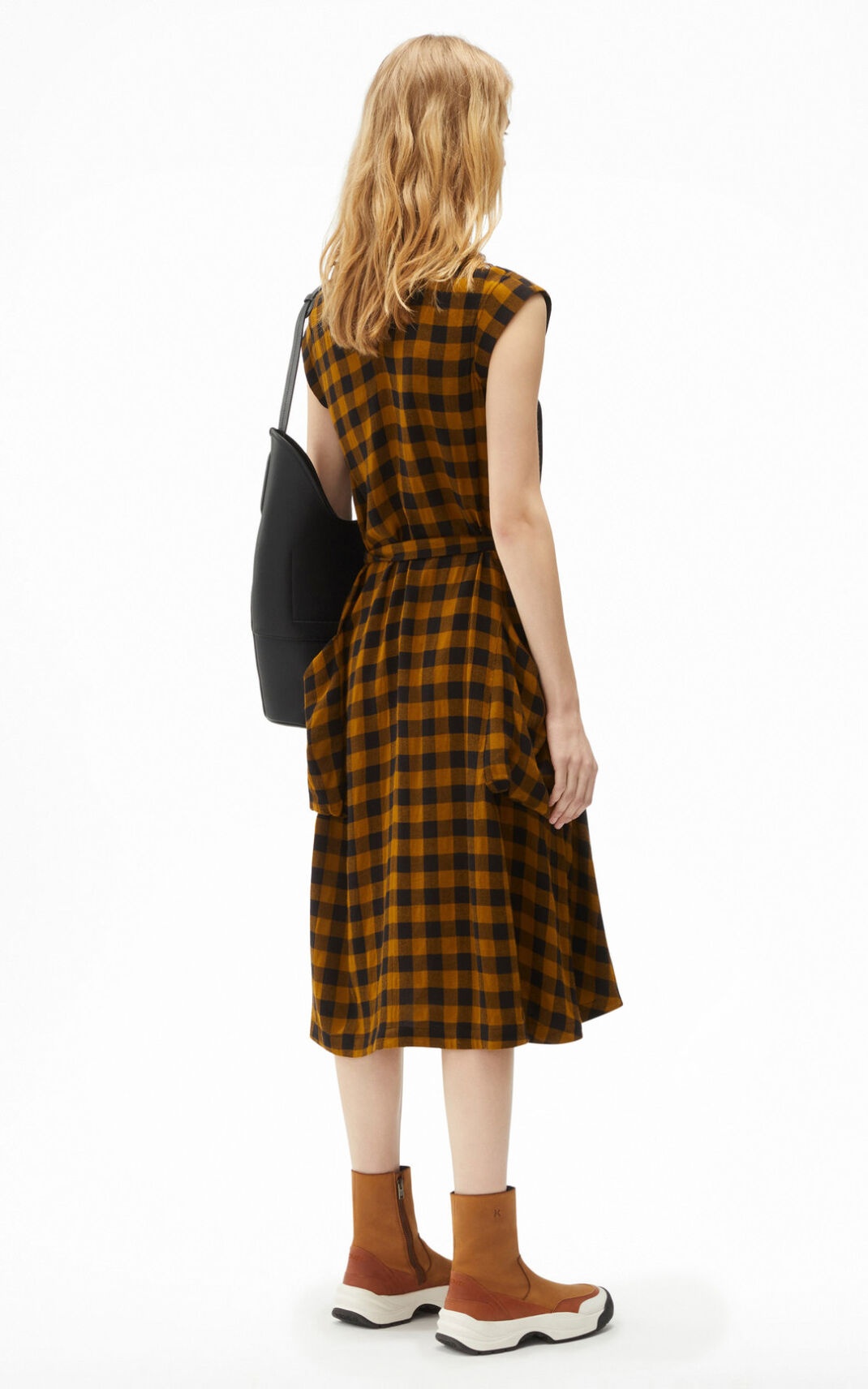 Sleeveless checked dress - 3