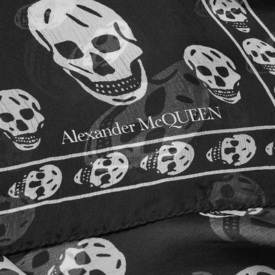 Alexander McQueen Alexander McQueen Skull Scarf outlook