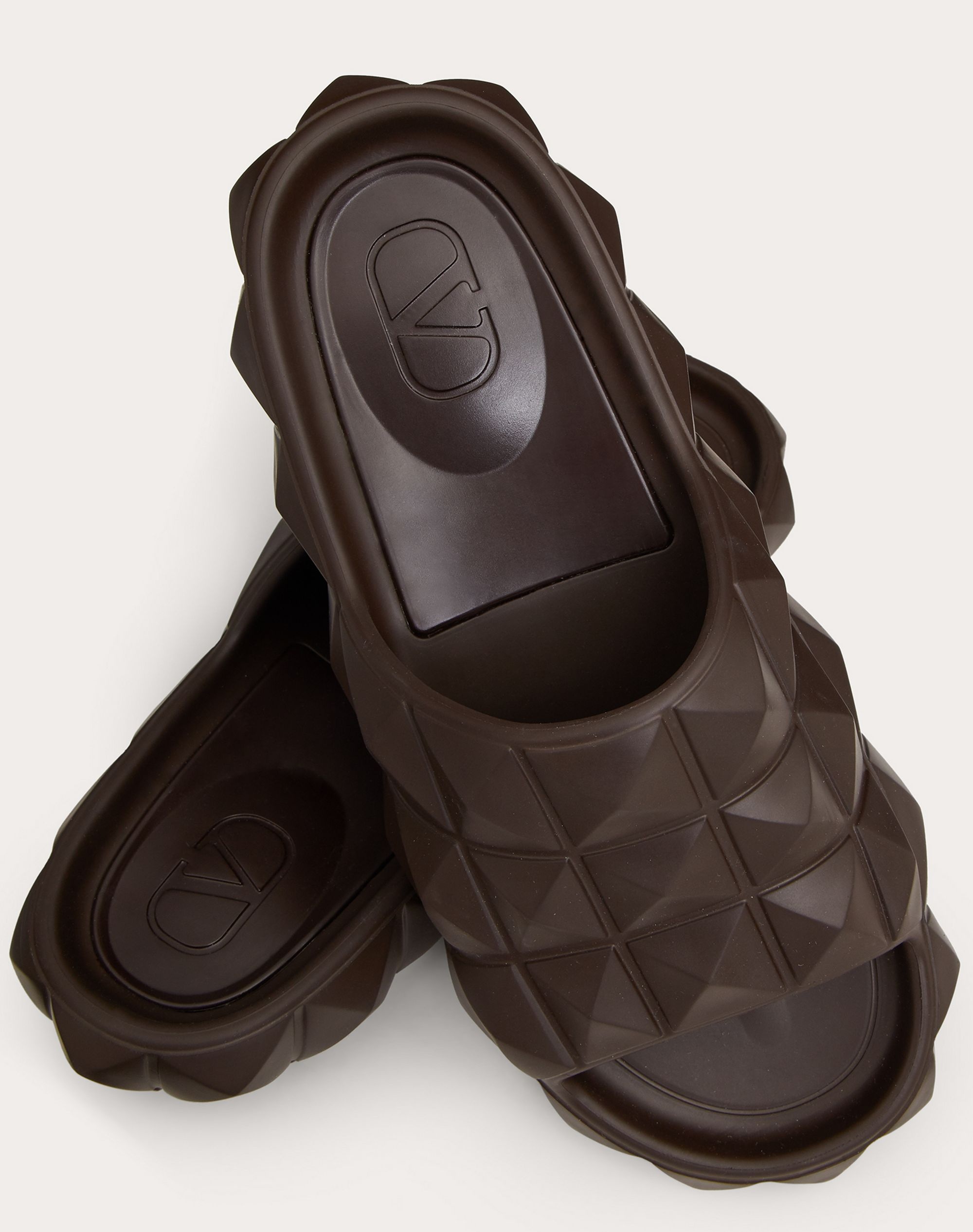 ROMAN STUD TURTLE SLIDE SANDAL IN RUBBER - 5