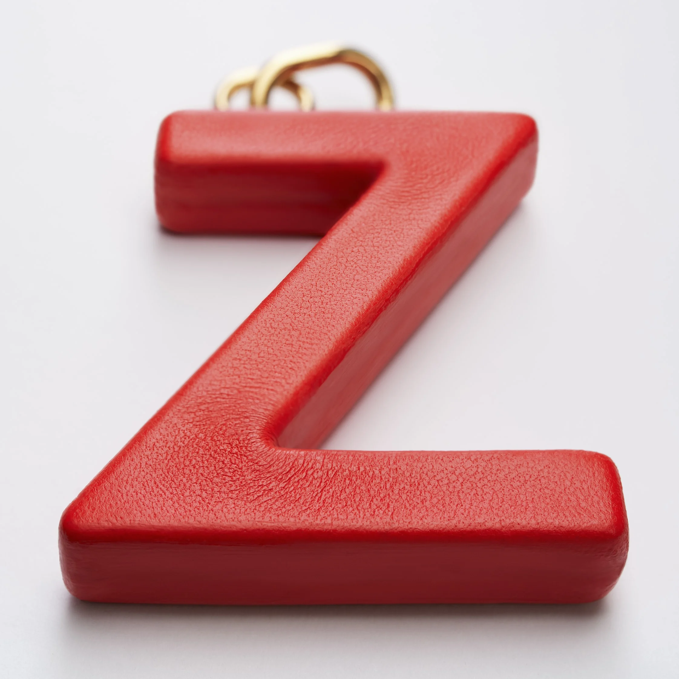 ALPHABET CHARMS Z LETTER IN LAMBSKIN AND BRASS WITH GOLD FINISH - 1