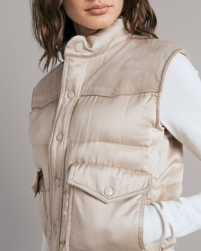 Erica Satin Puffer Vest
Relaxed Fit Vest 6