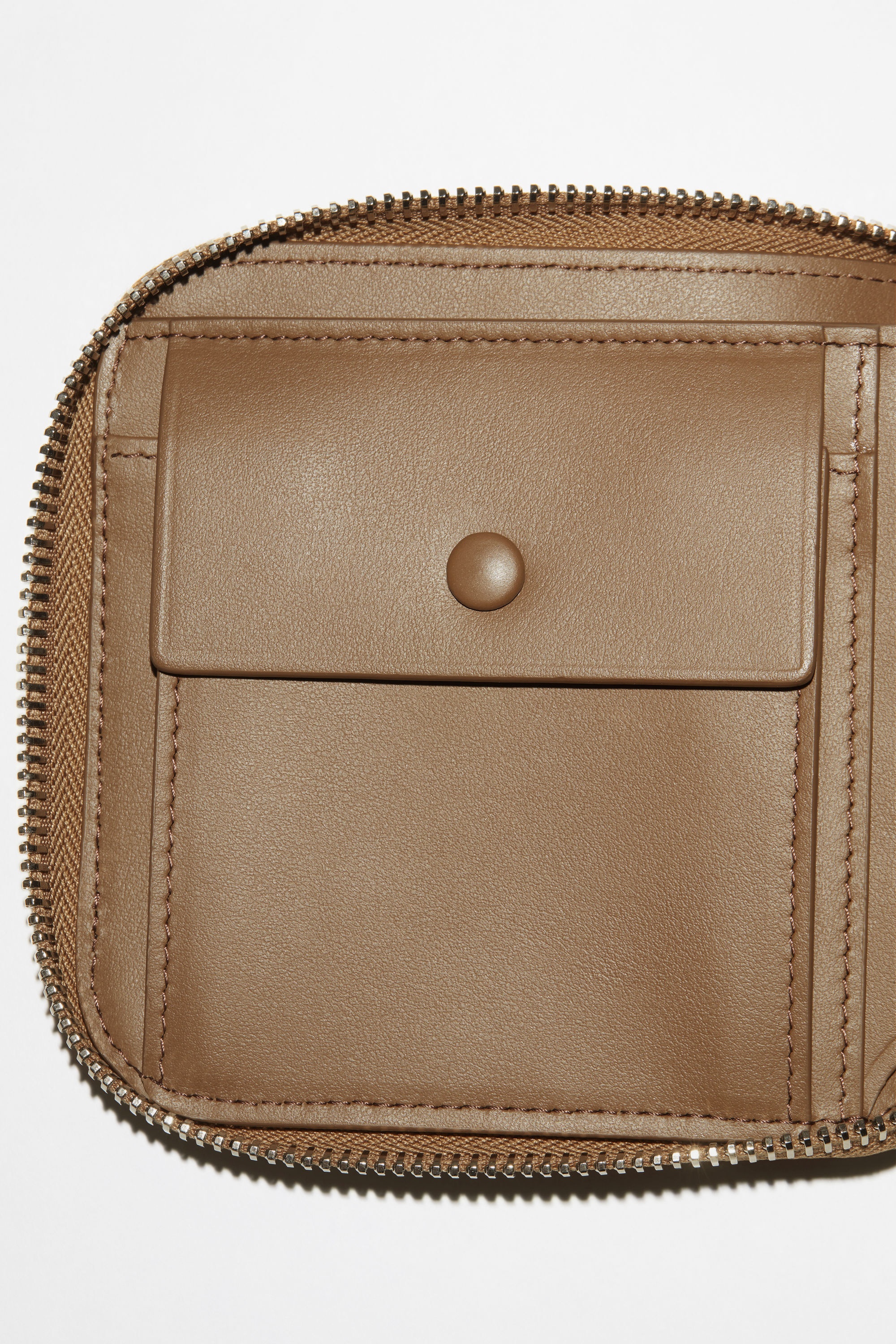 Zippered wallet - Camel brown - 5