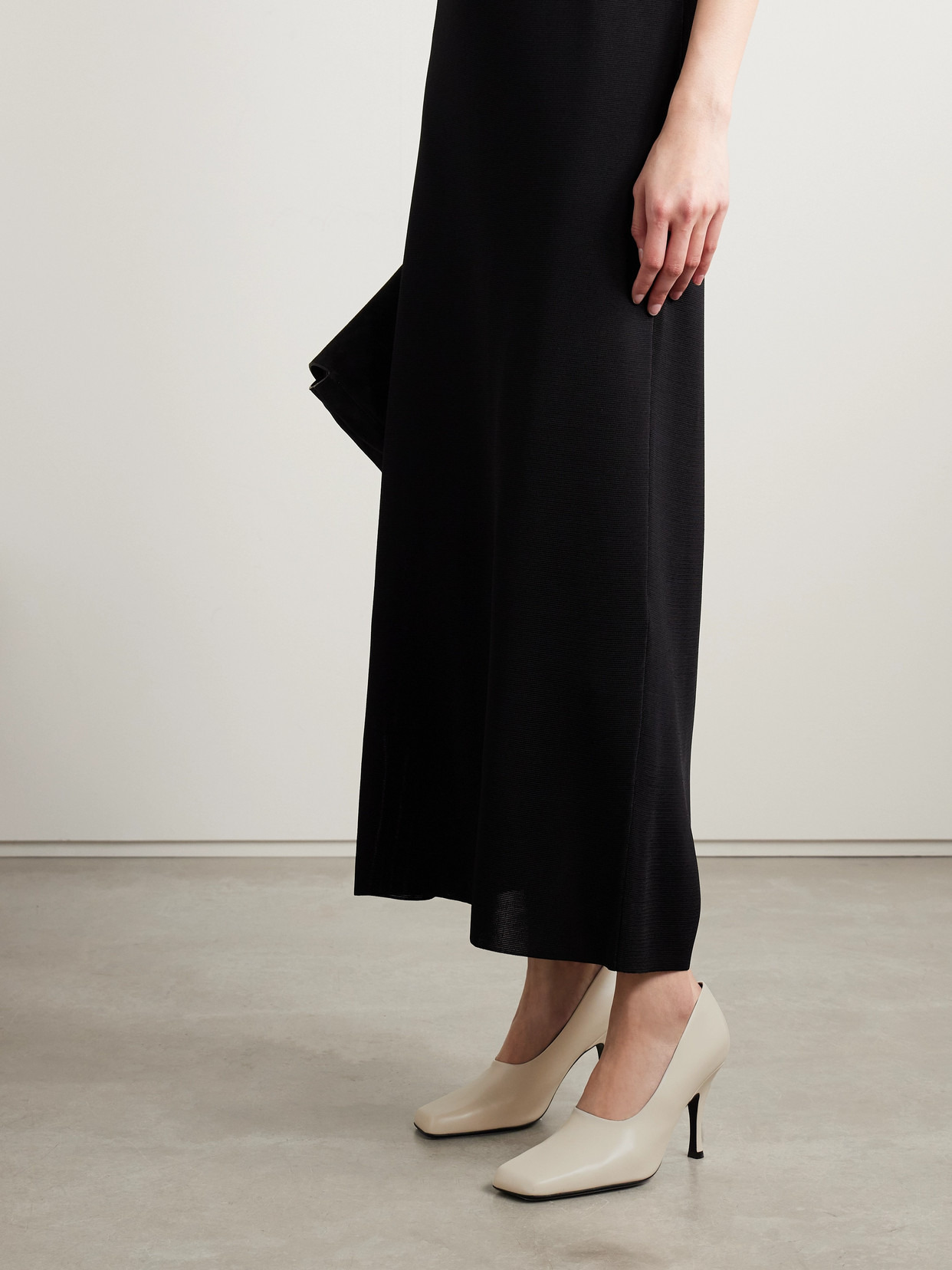 Eva Leather Pumps - 2