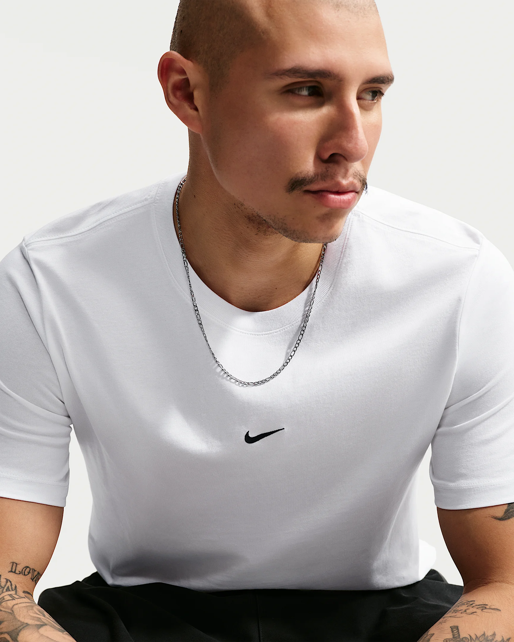 Nike Sportswear Men's T-Shirt - 1
