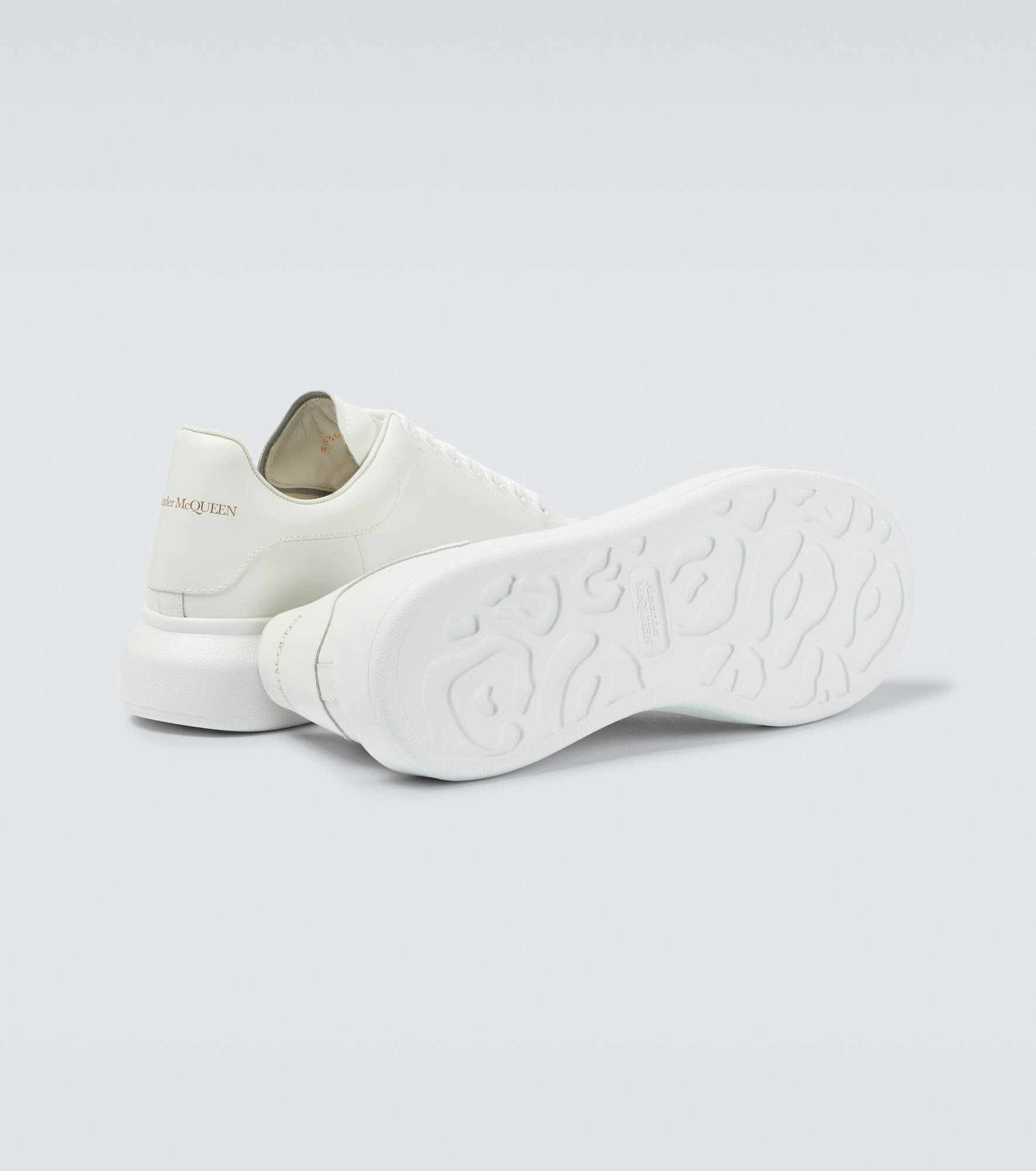 Oversized leather sneakers - 7