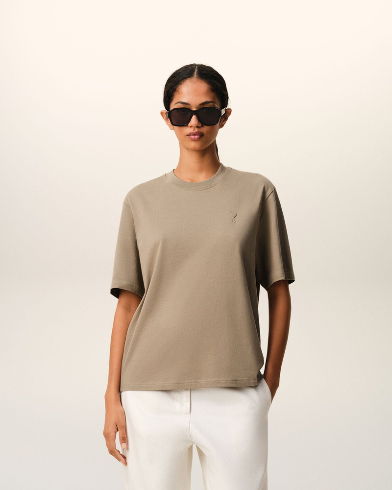 AMI Paris BEIGE COTTON EMBOSSED AMI DE COEUR T-SHIRT outlook