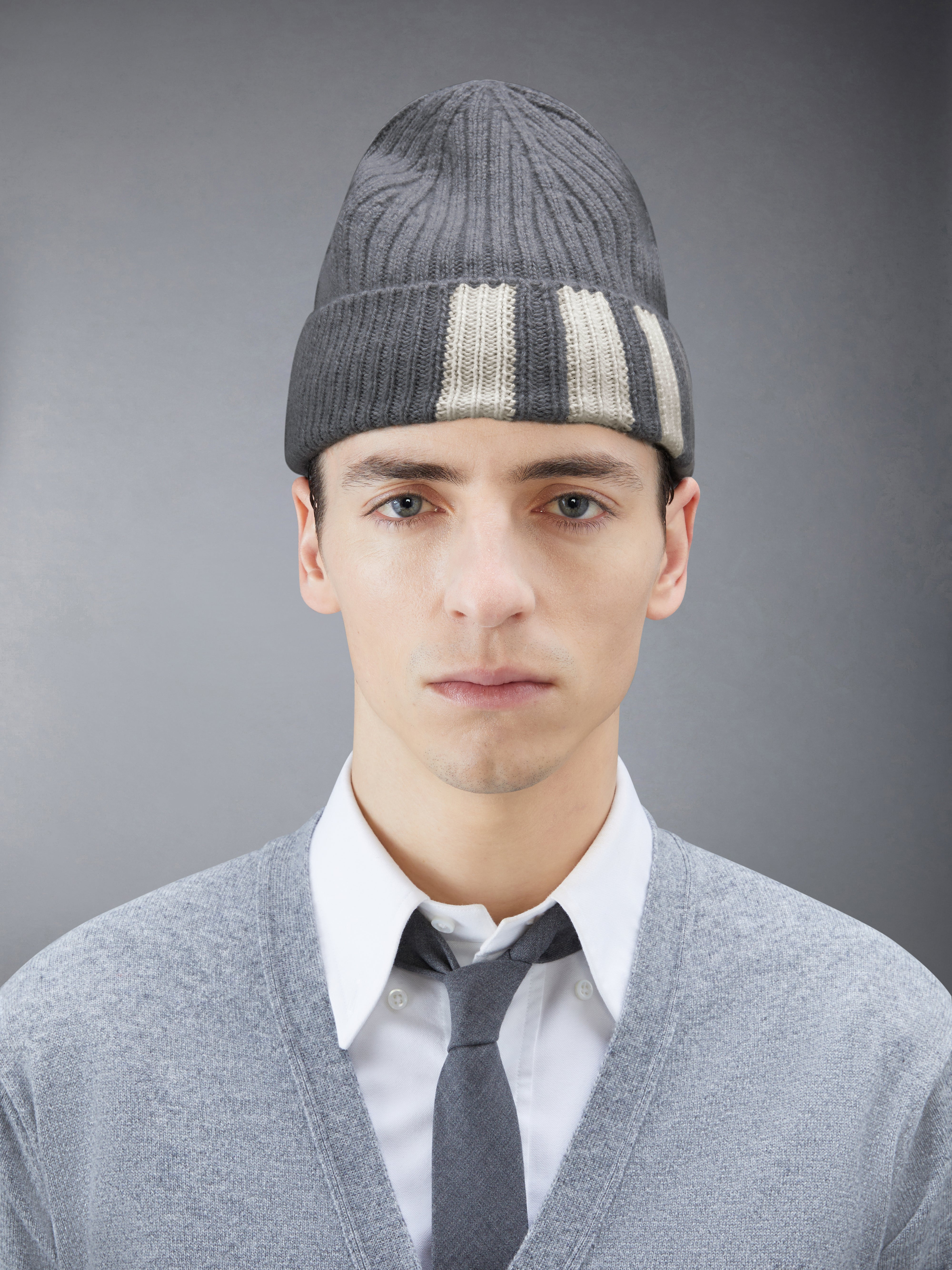 Grey Cashmere 4-Bar Cuff Beanie - 4