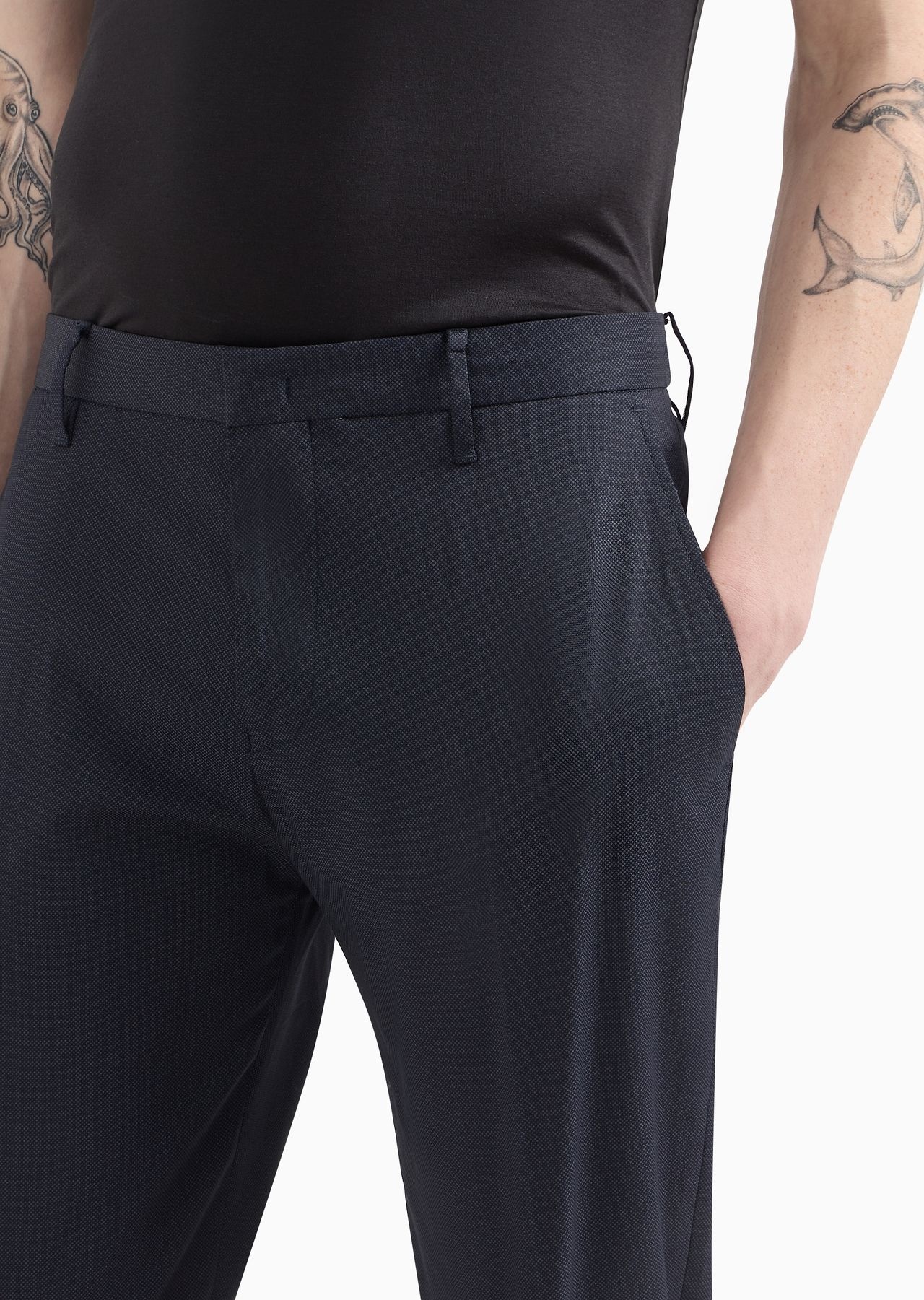 Micro-textured chinos with turn-ups - 5