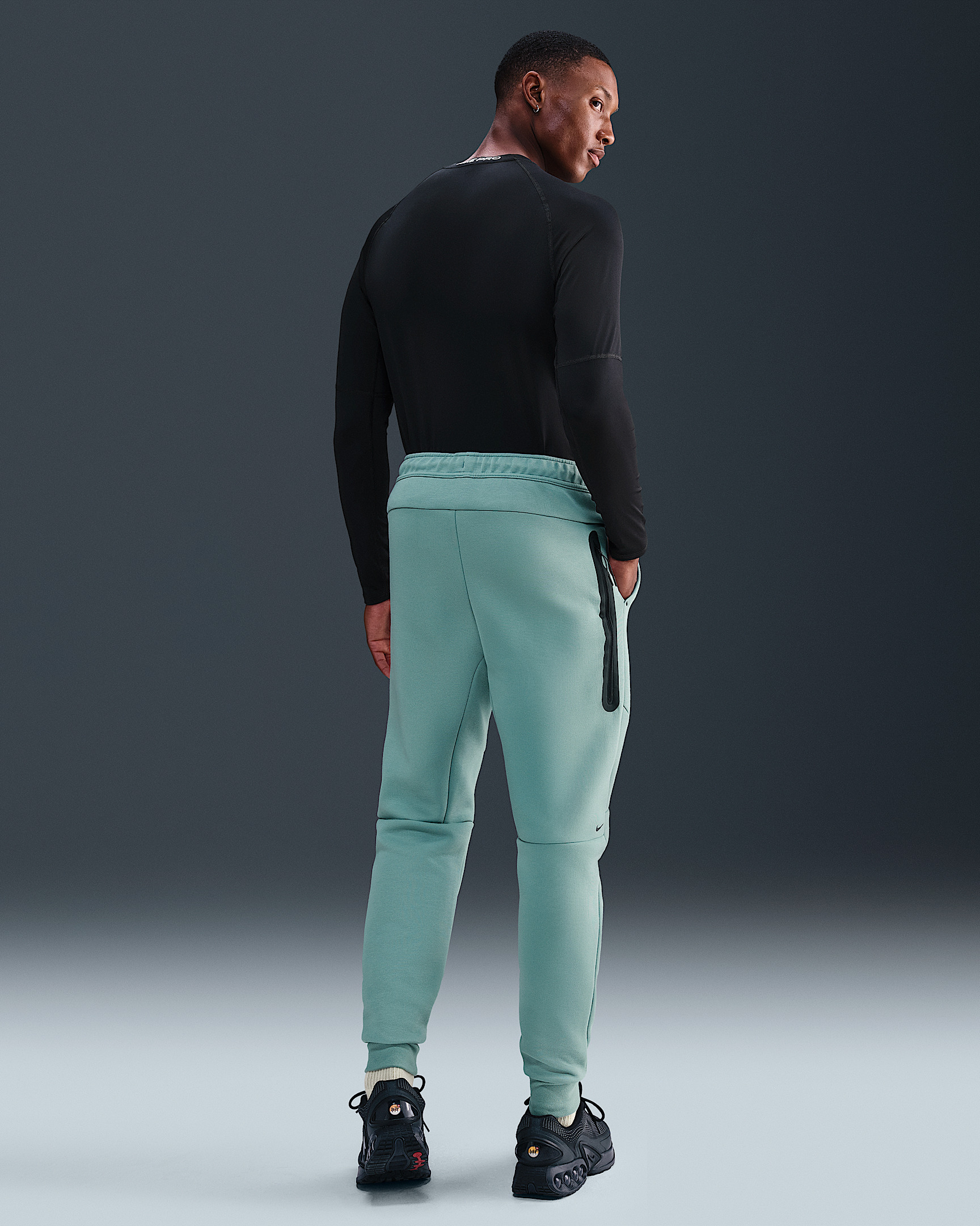 Nike Tech Men's Fleece Joggers - 4