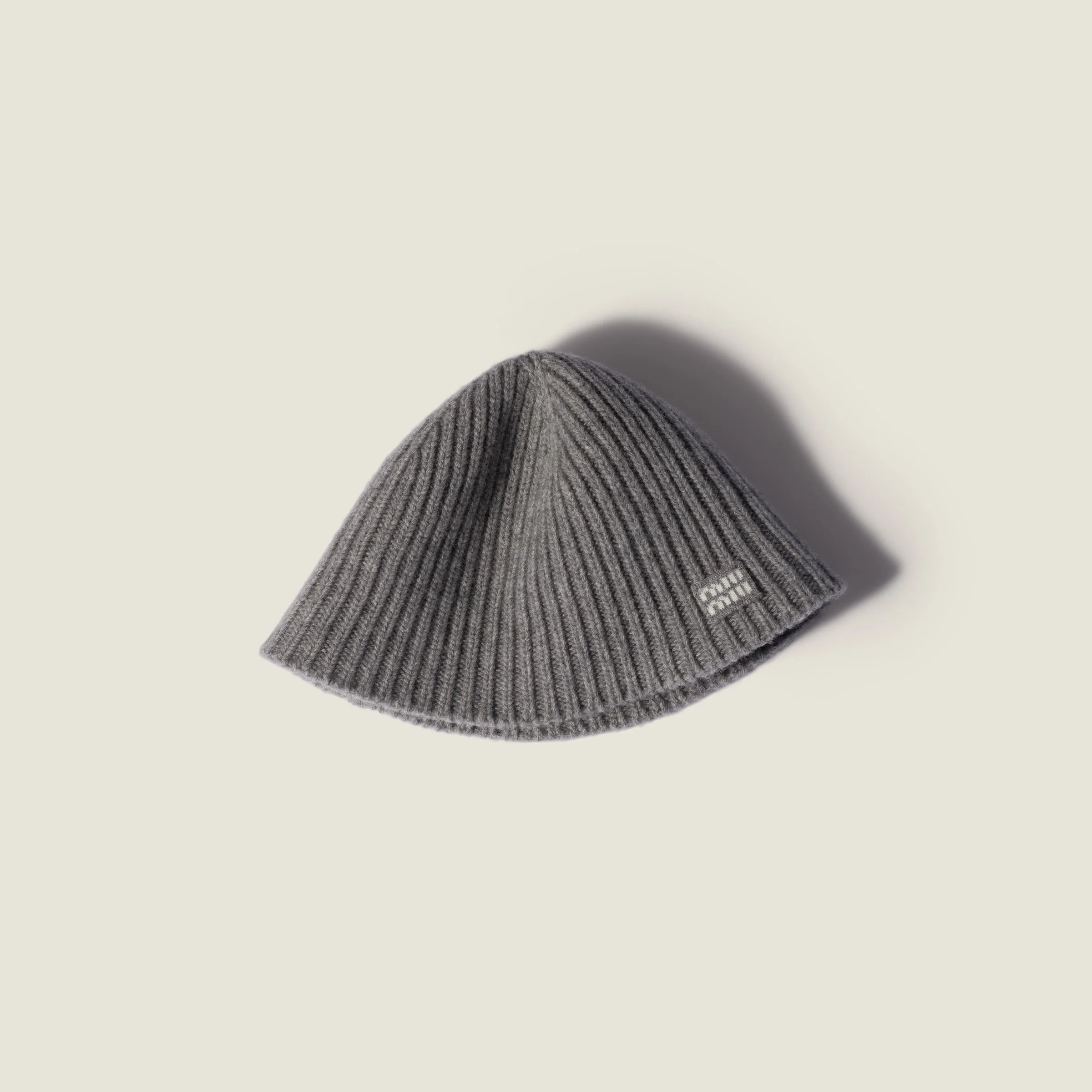 Wool and cashmere hat - 1