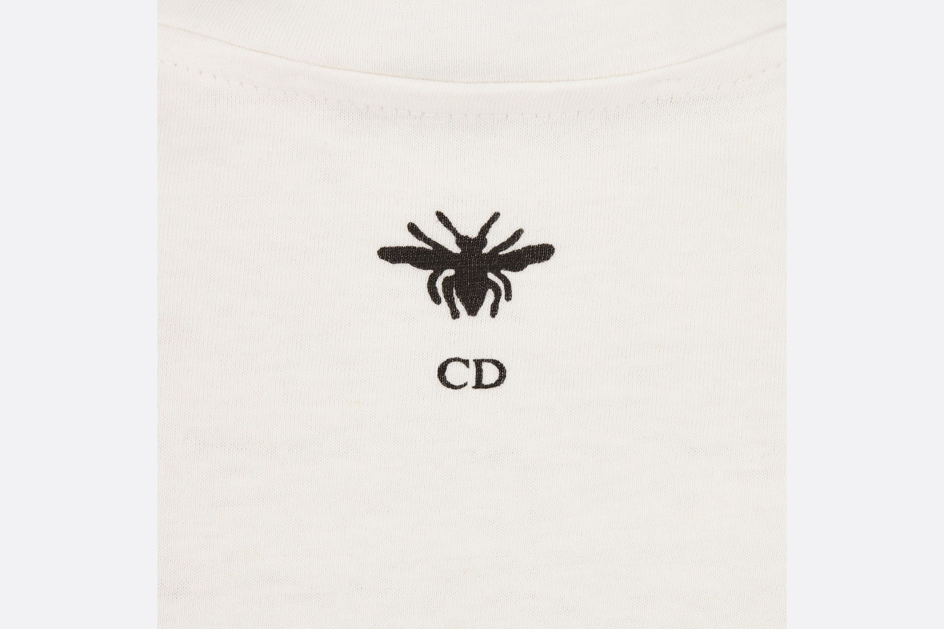 T-Shirt - 3