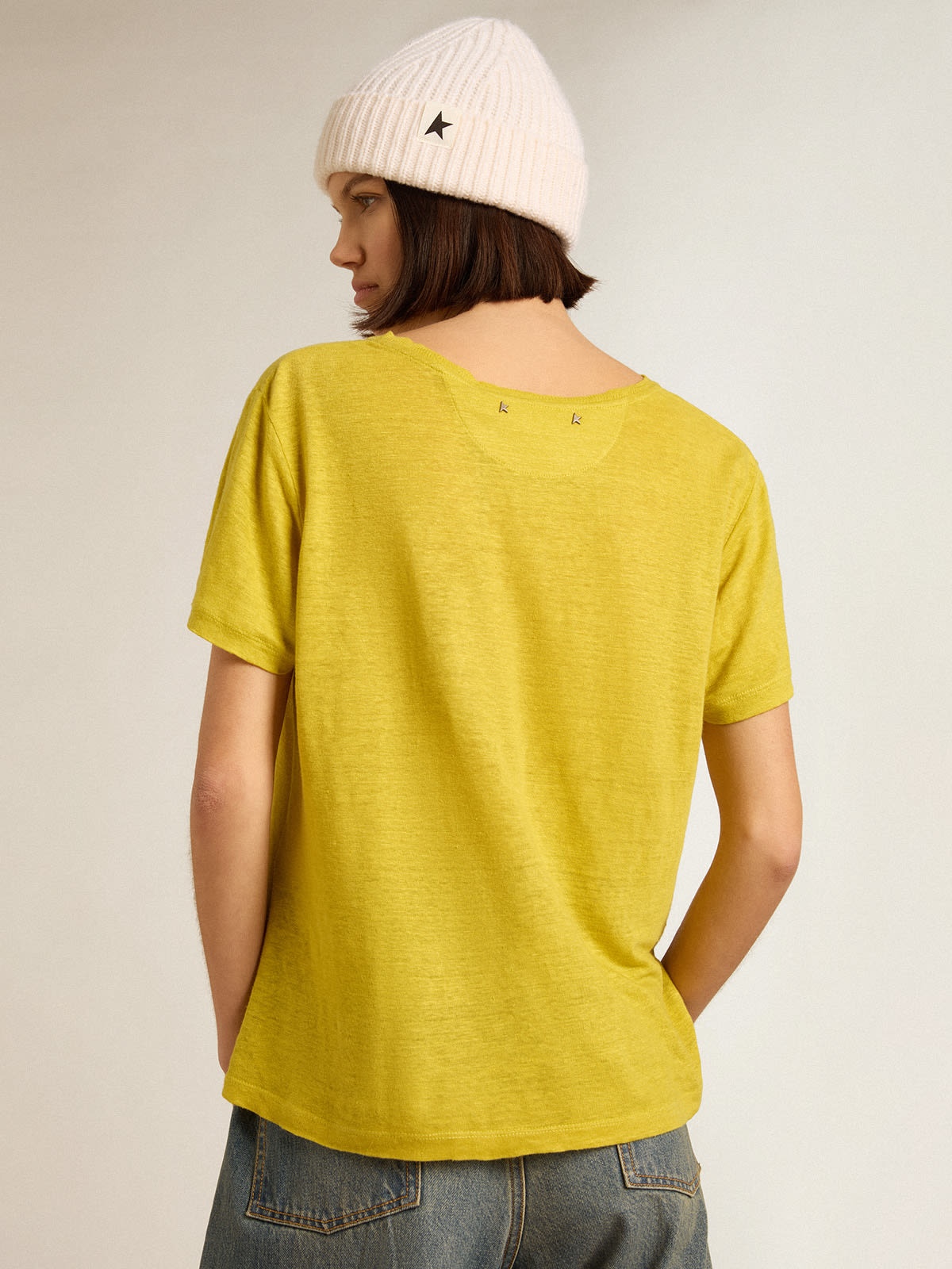 Women’s T-shirt in maize-yellow linen - 4