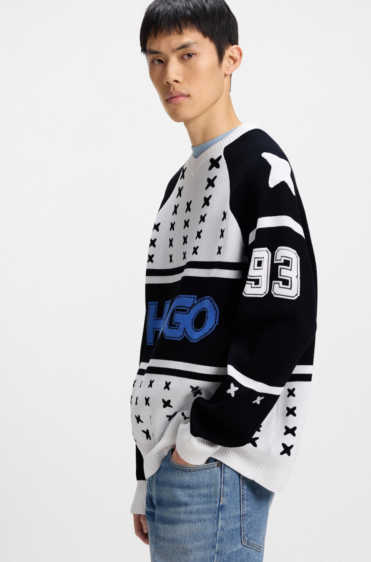 OVERSIZE-FIT SWEATER WITH ICE-HOCKEY-INSPIRED ARTWORK - 3