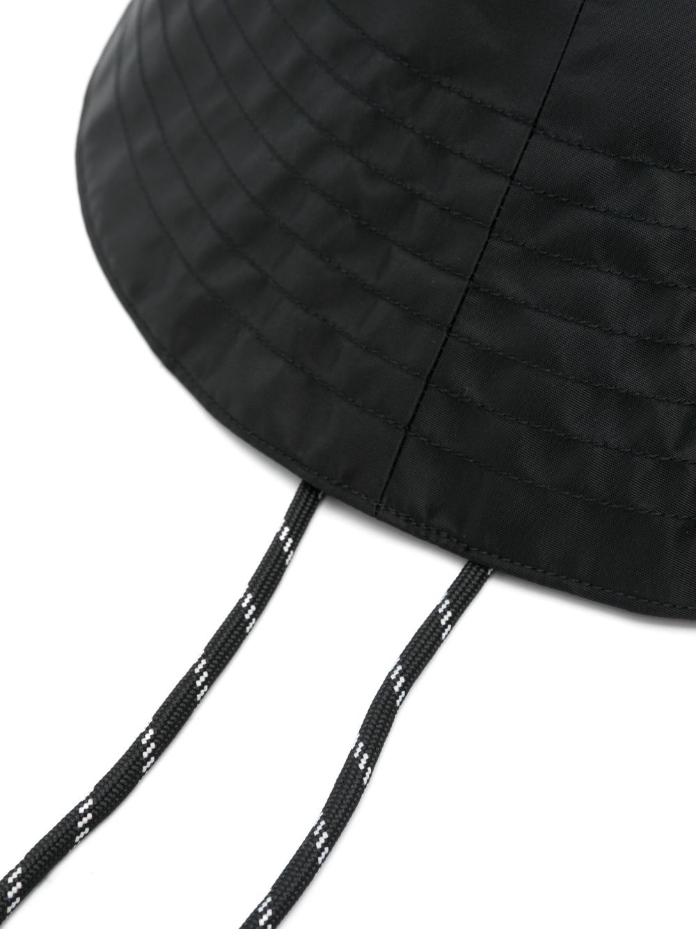 strap-fastening hat - 2