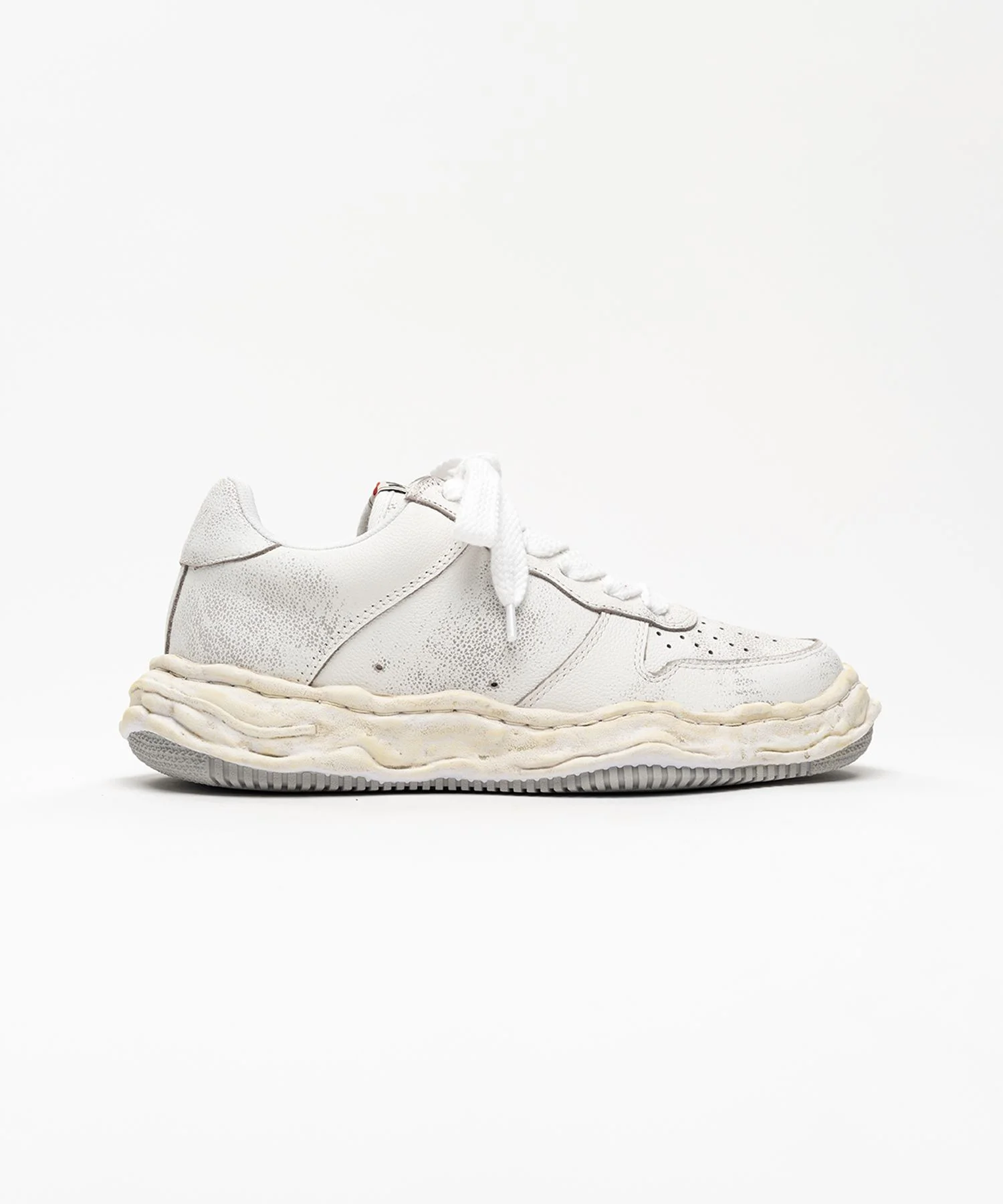 "WAYNE" OG Sole Shrink Leather Low-top Sneaker - 1