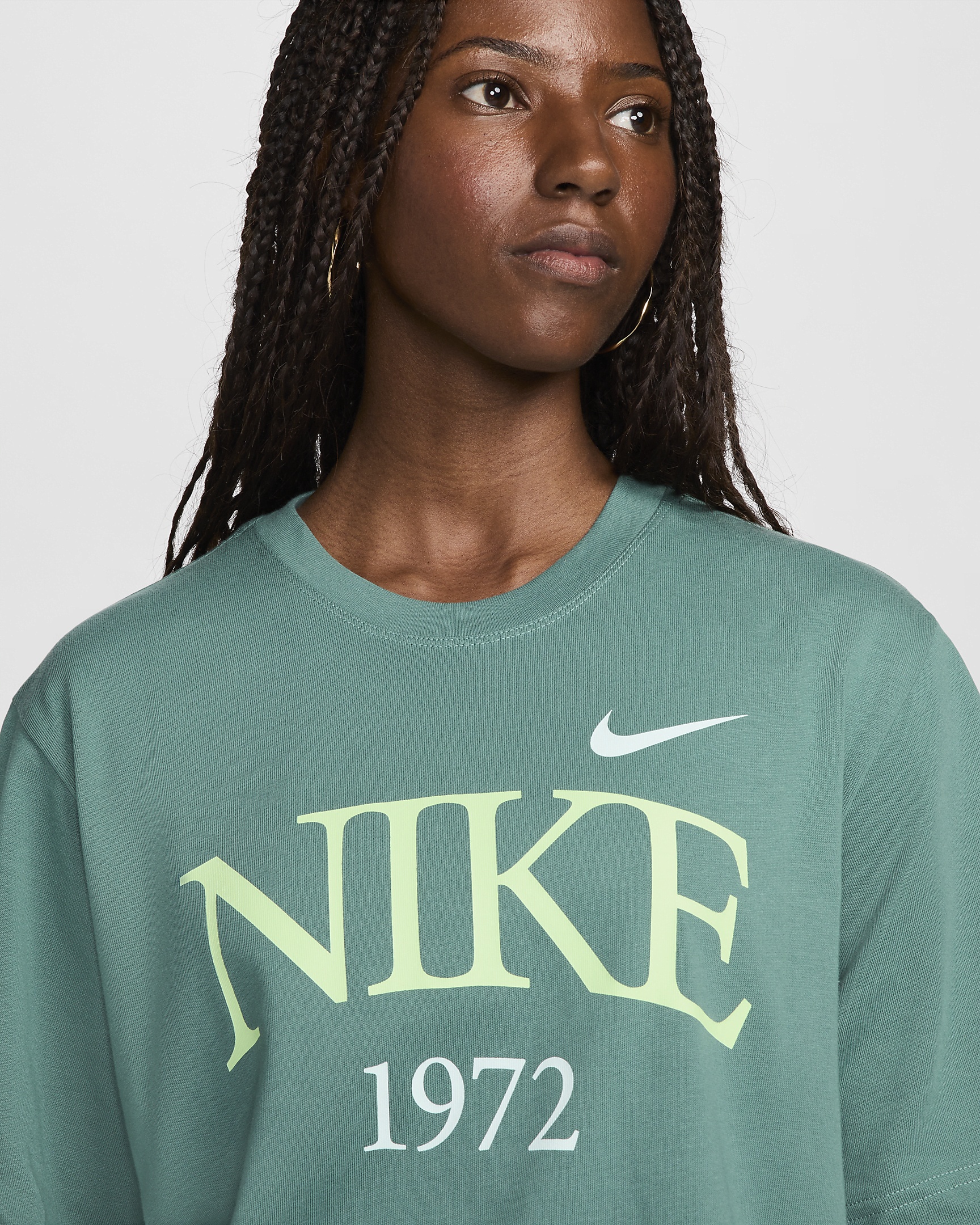 Nike Sportswear Classic Women's T-Shirt - 3