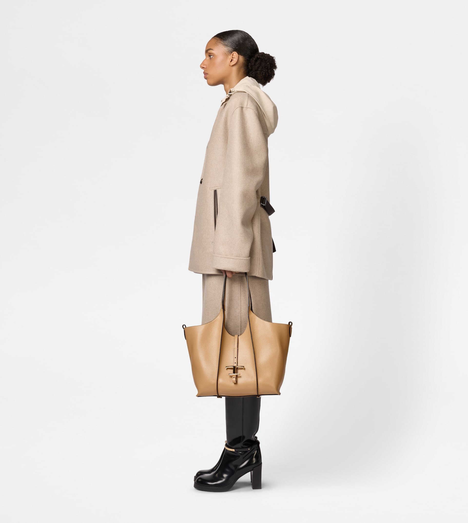 T TIMELESS SHOPPING BAG IN LEATHER SMALL - BEIGE - 8