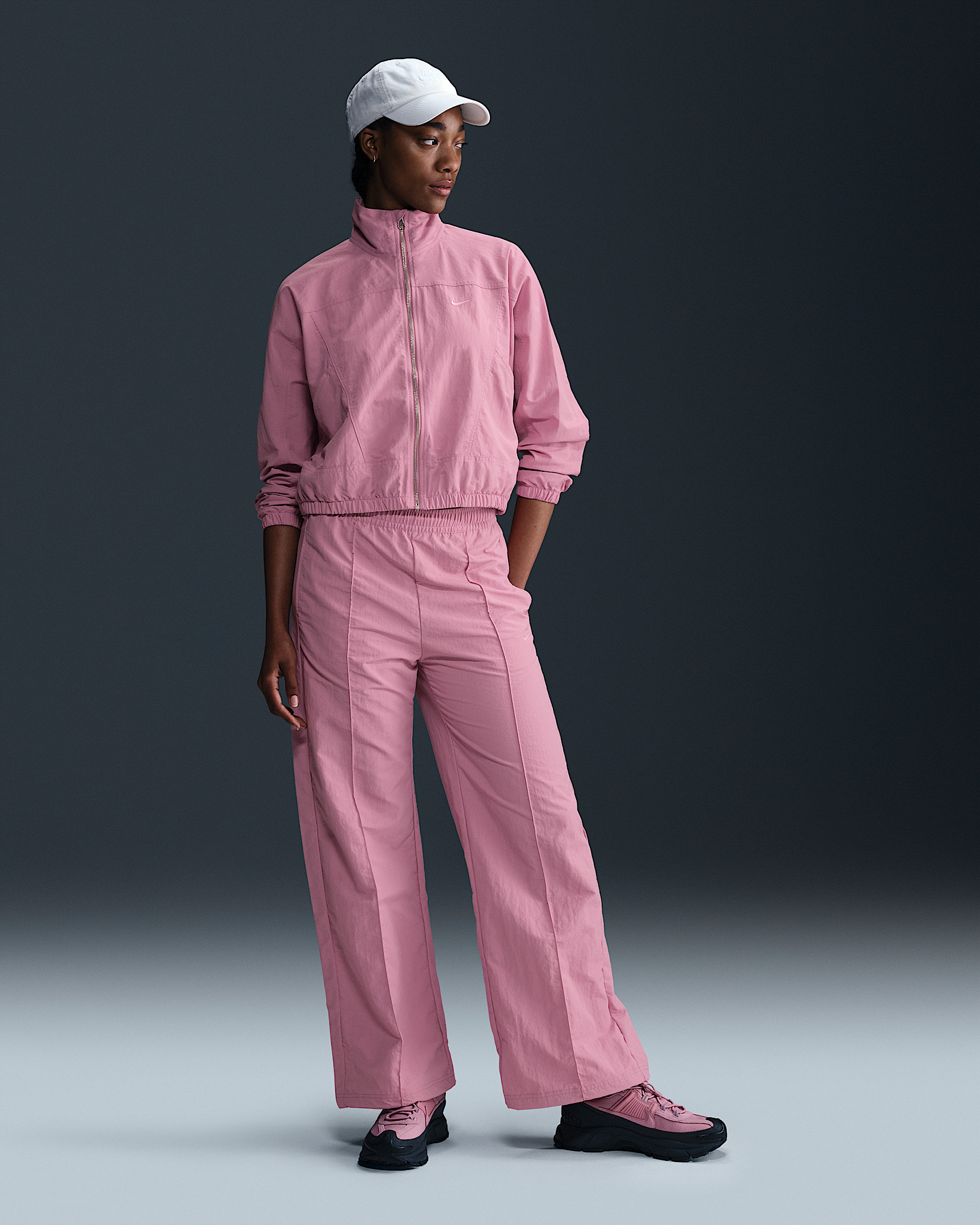 Nike Sportswear Everything Wovens Women's Oversized Repel UV Protection Jacket - 4