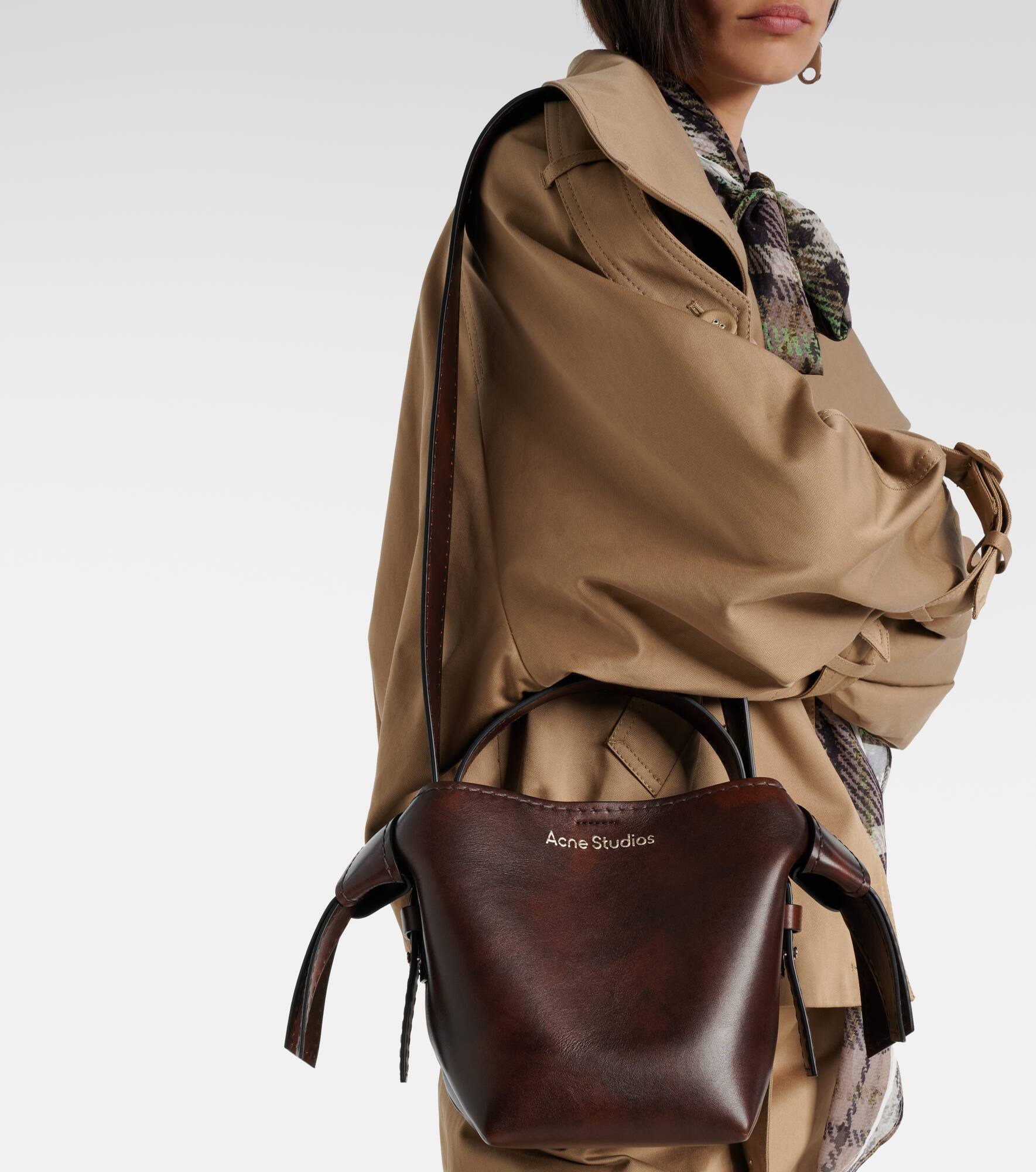 Musubi Small leather crossbody bag - 7