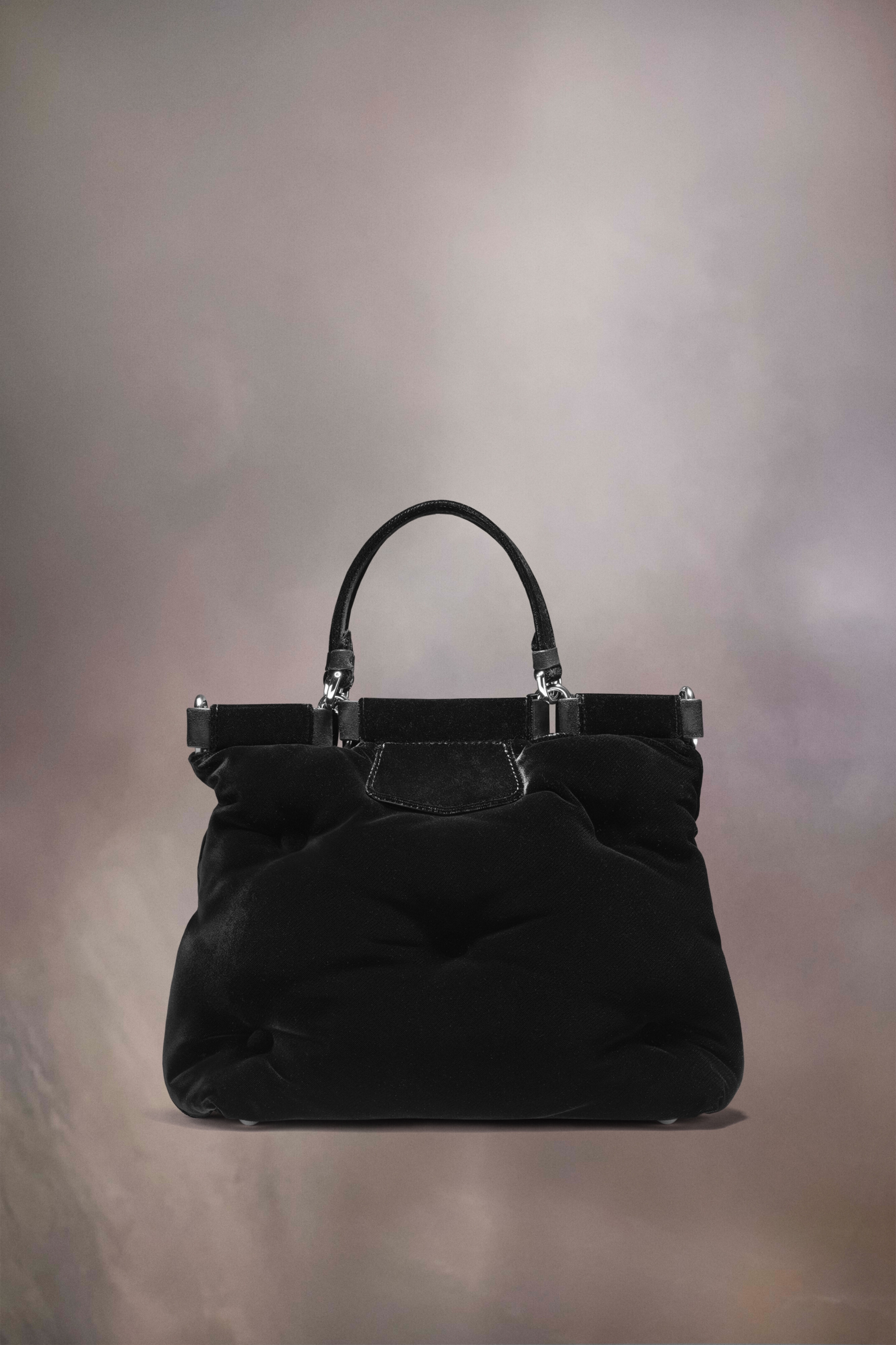 直営店▲Maison Margiela▲Glam Slam shopping small Velvet Maison Margiela Small Glam Slam Velvet Shoulder Bag | Red