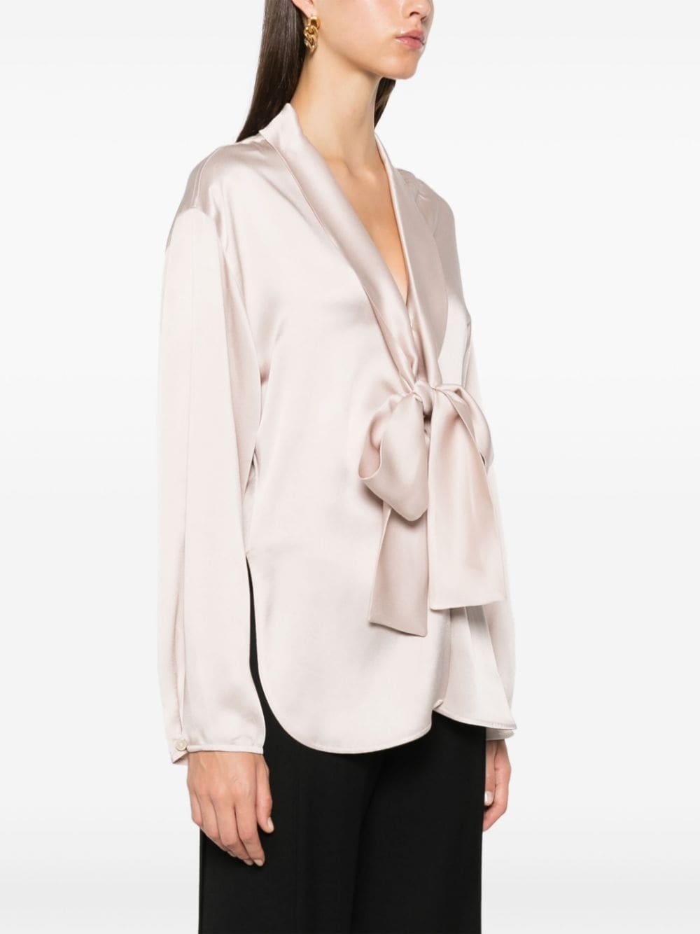 V-neck scarf shirt - 3