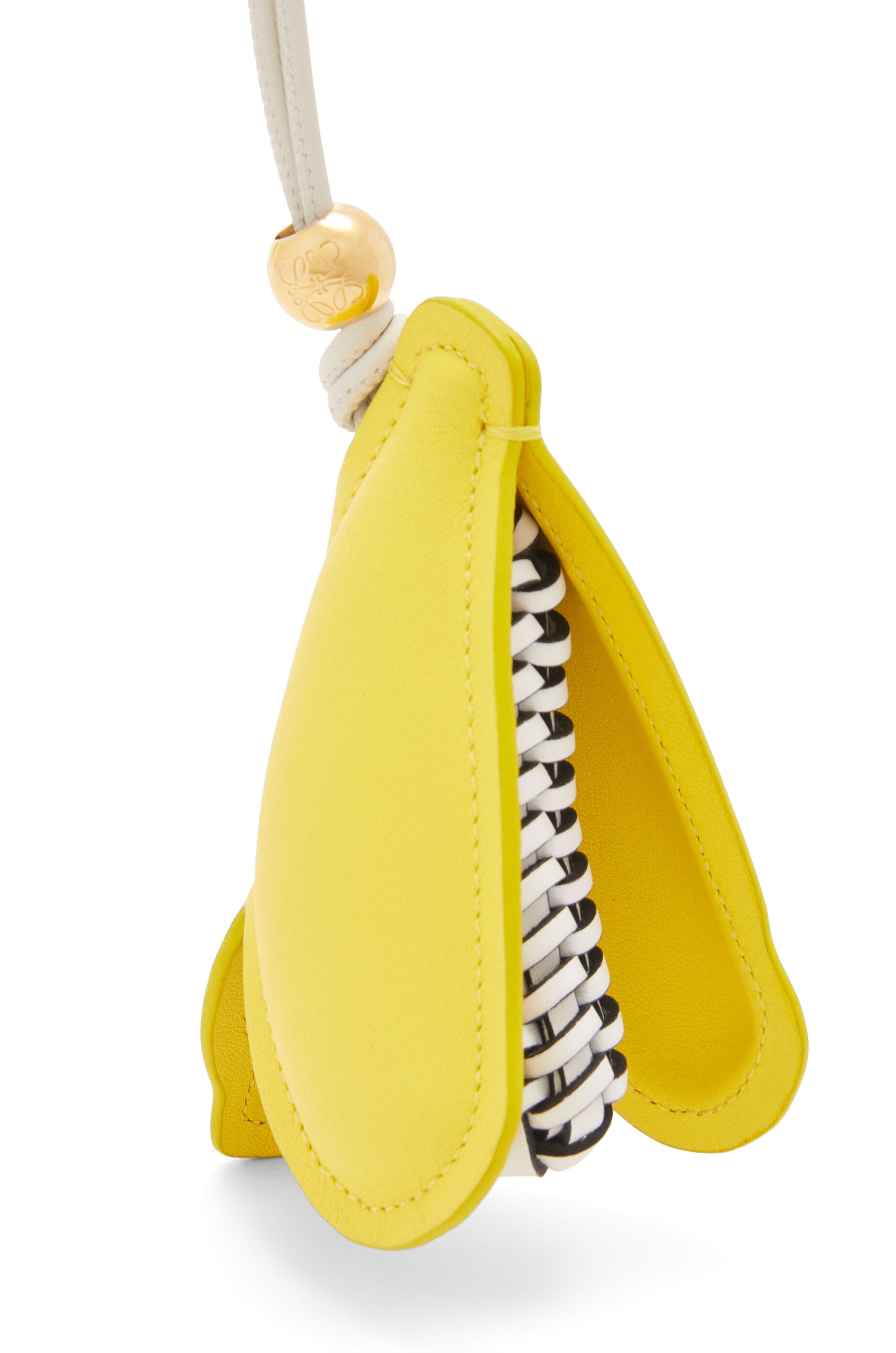 Banana woven charm in classic calfskin - 2