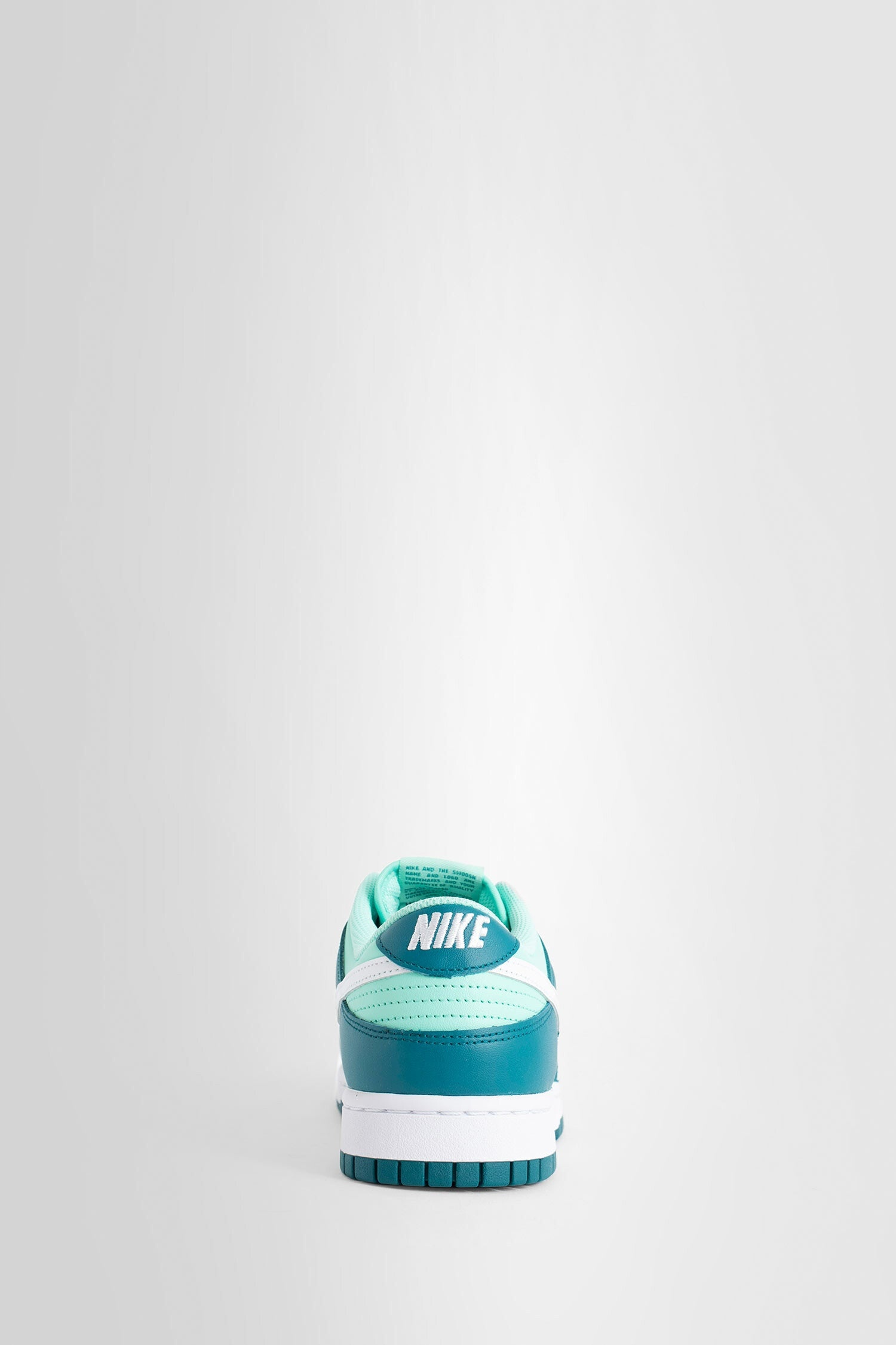 NIKE WOMAN BLUE SNEAKERS - 3