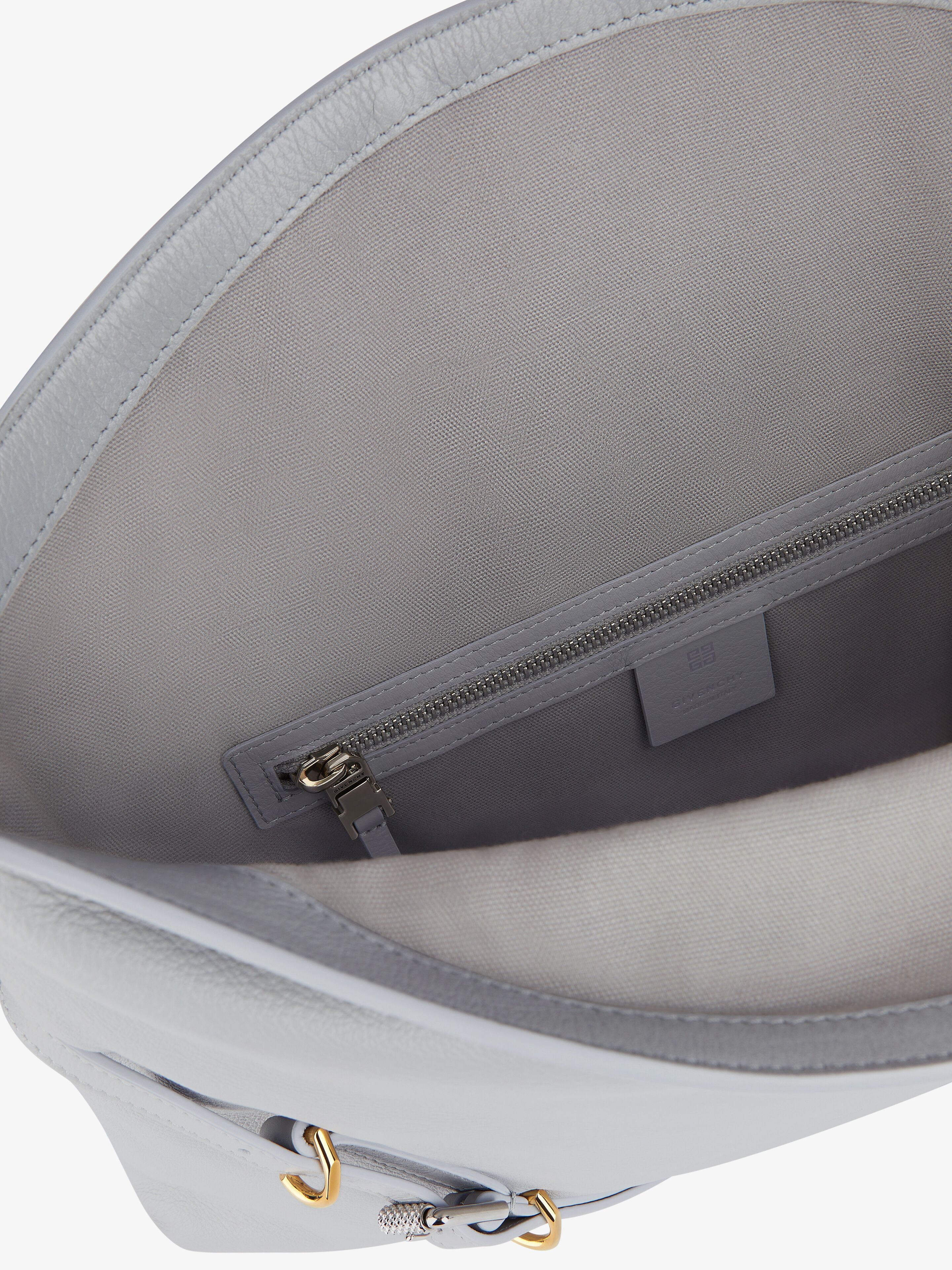 MEDIUM VOYOU BAG IN LEATHER - 4
