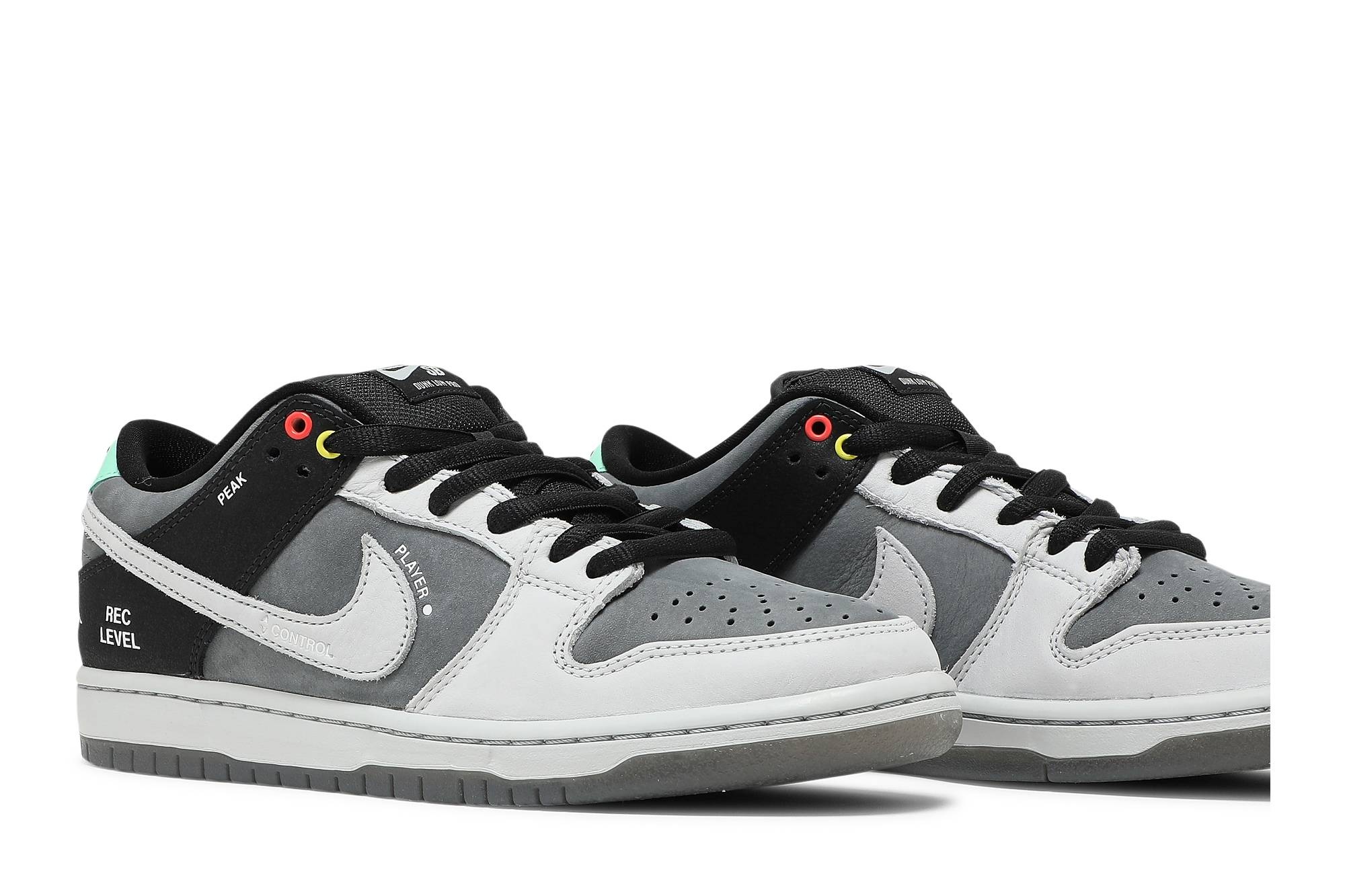 Dunk Low SB 'Camcorder' - 8