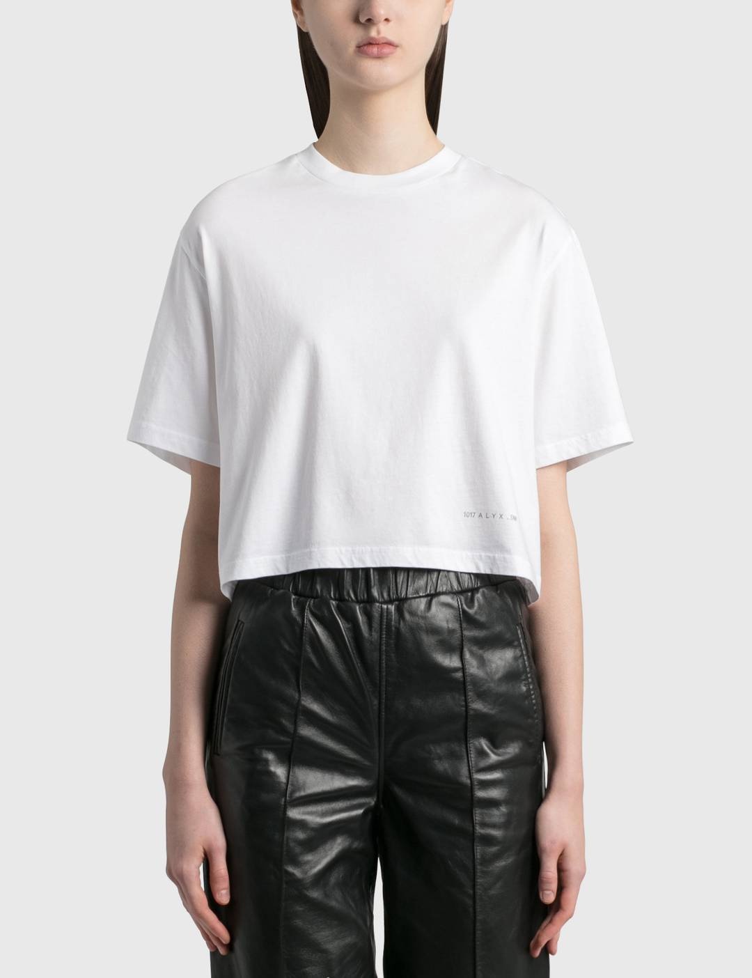 Cropped T-Shirt - 1