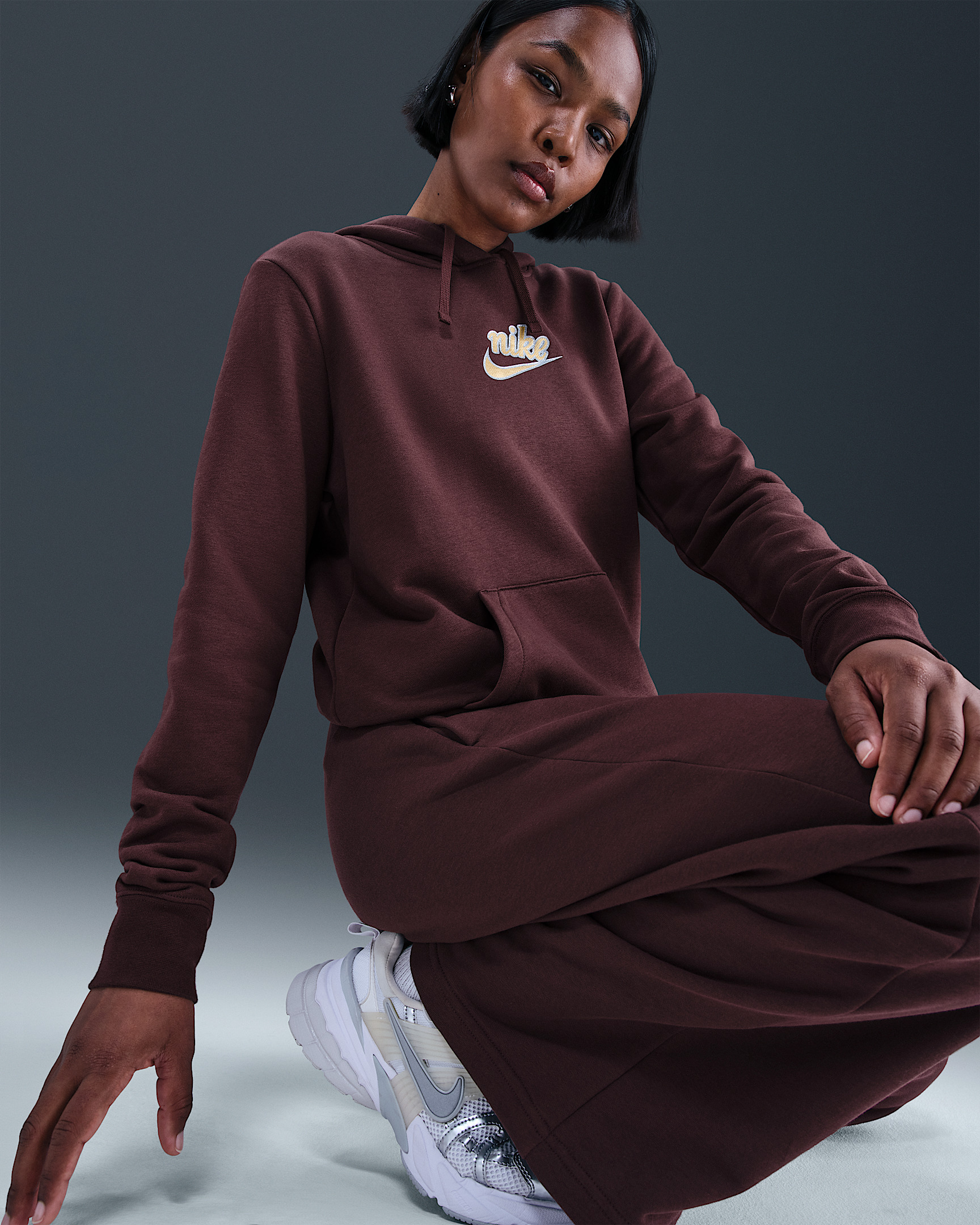 Nike Sportswear Club Women's Pullover Fleece Hoodie - 3