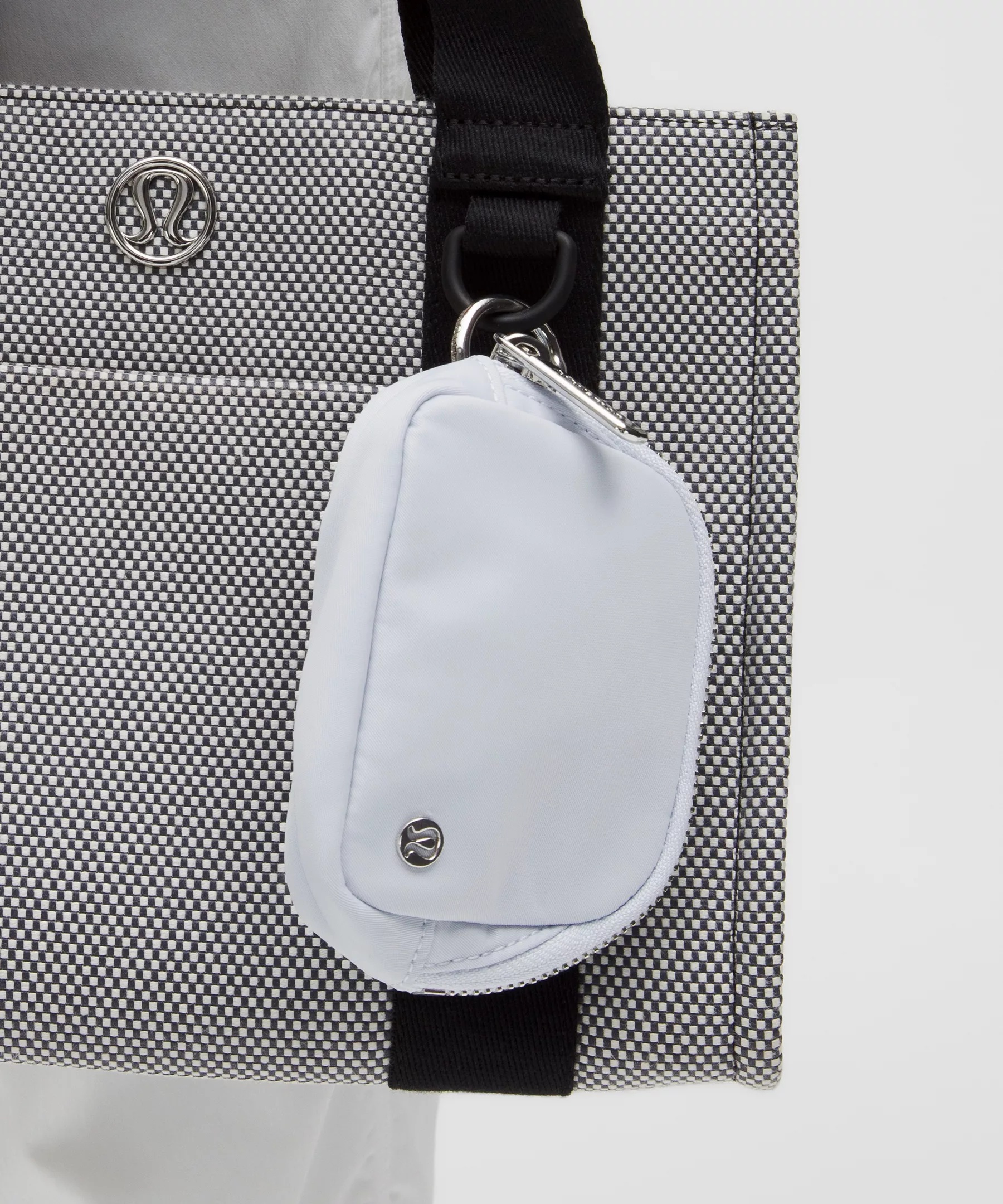 Everywhere Belt Bag Nano - 2