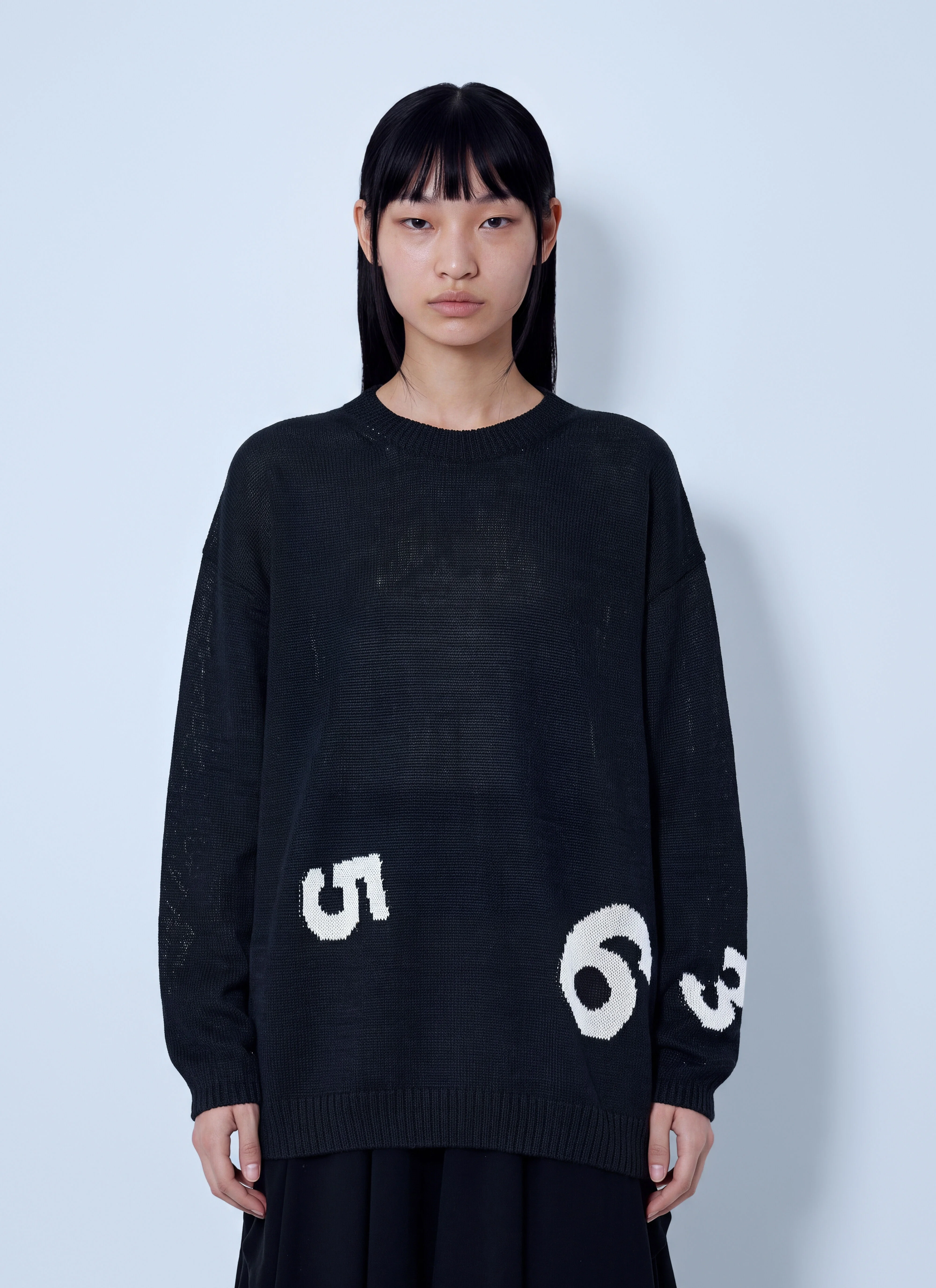 Round Neck Pullover - 1