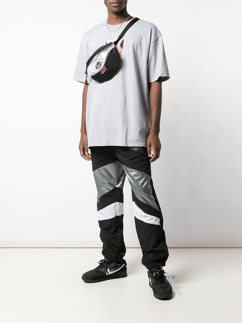 Supreme x Nike belt bag outlook