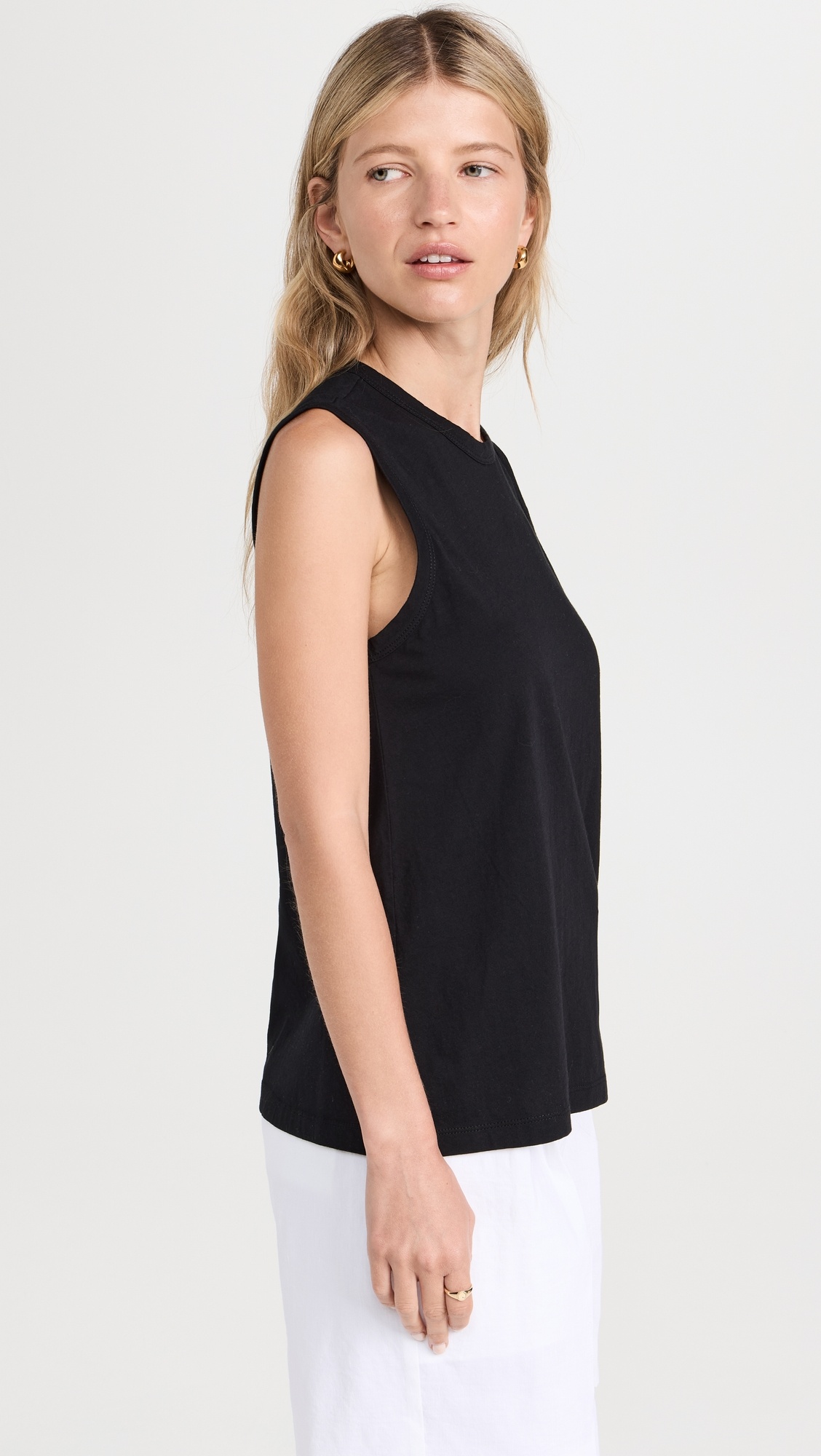 Sleeveless Tee - 3