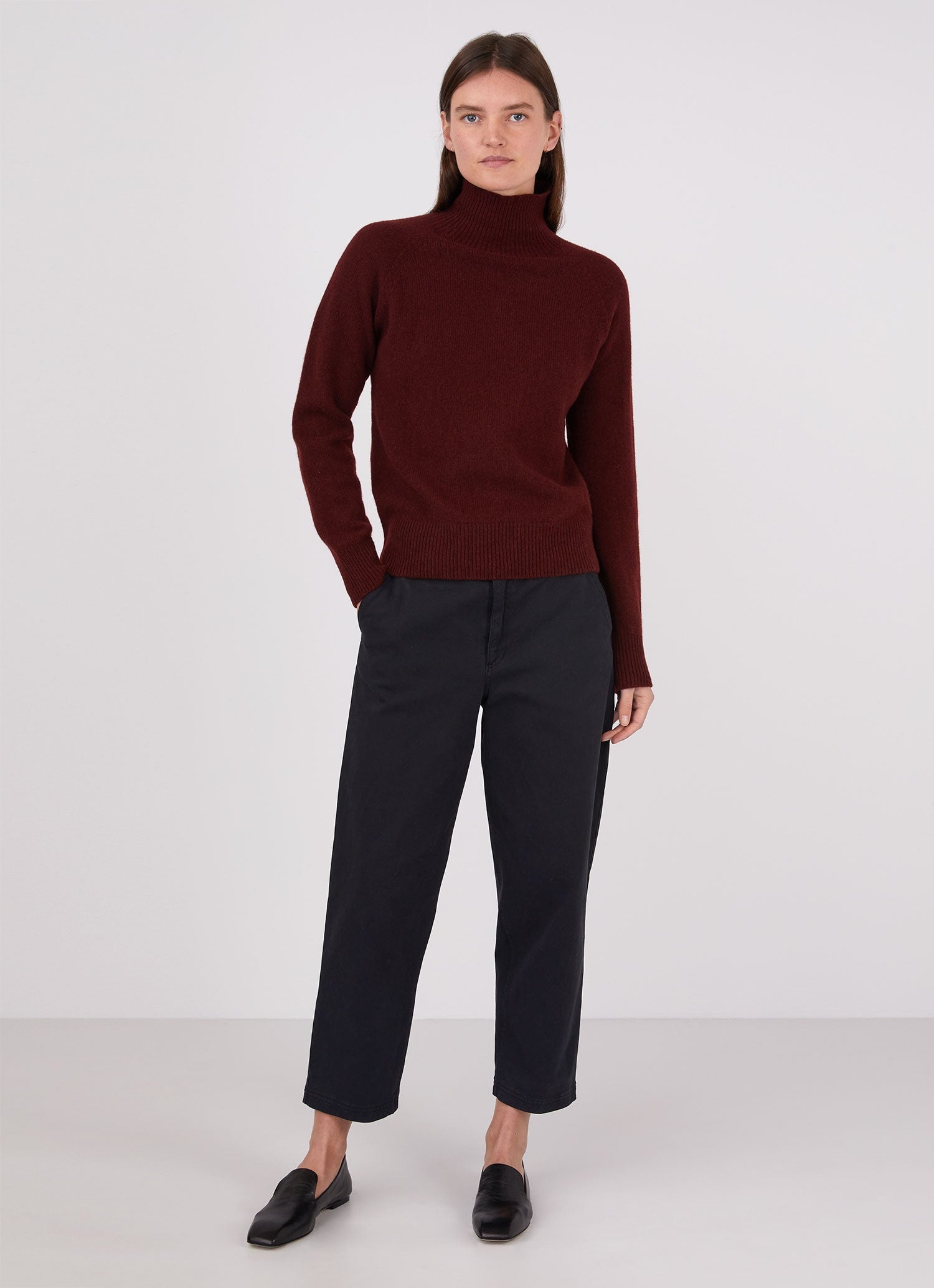 Lambswool Funnel neck jumper - 3